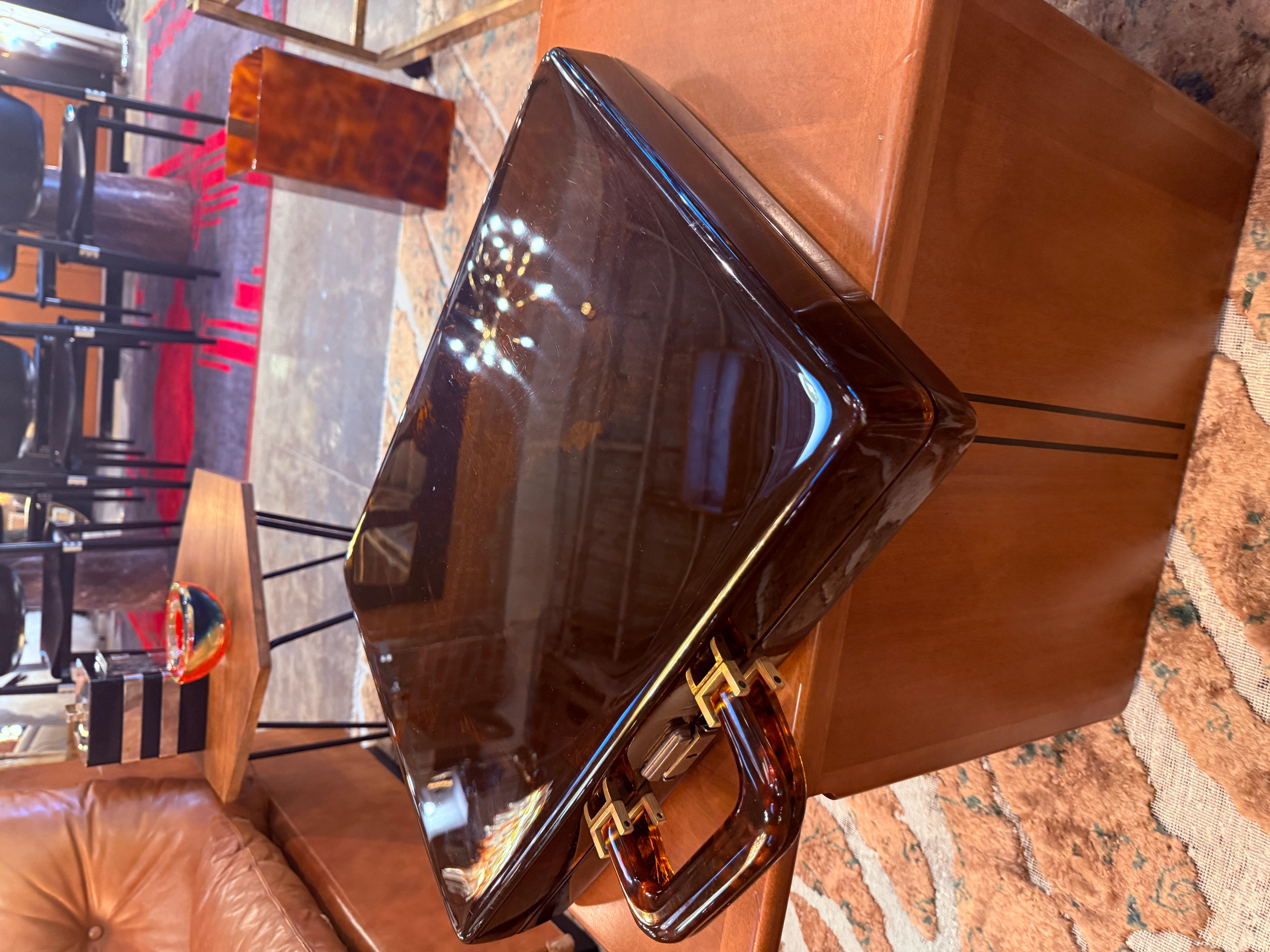 Italian Plexiglass Suitcase 80s For Sale 3