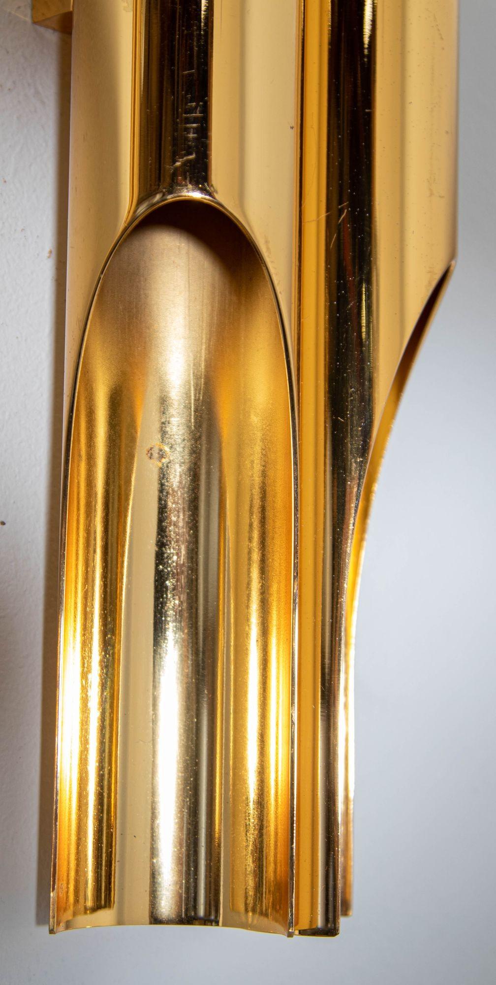 Italian Polished Brass Orgue Wall Sconce 1 of 5 In Good Condition For Sale In North Hollywood, CA