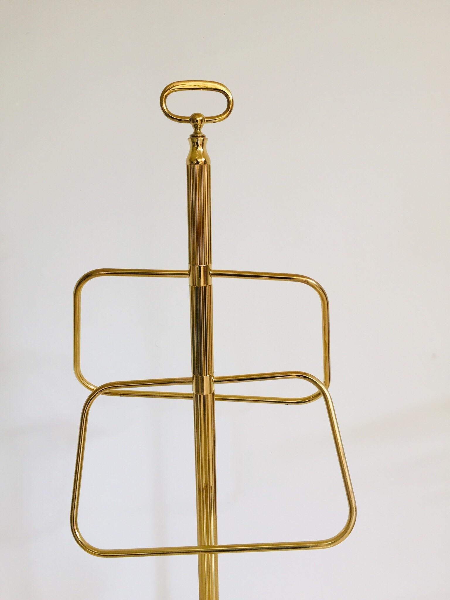 Post Modern Polished Brass Valet Stand, Italy 1970 For Sale 1