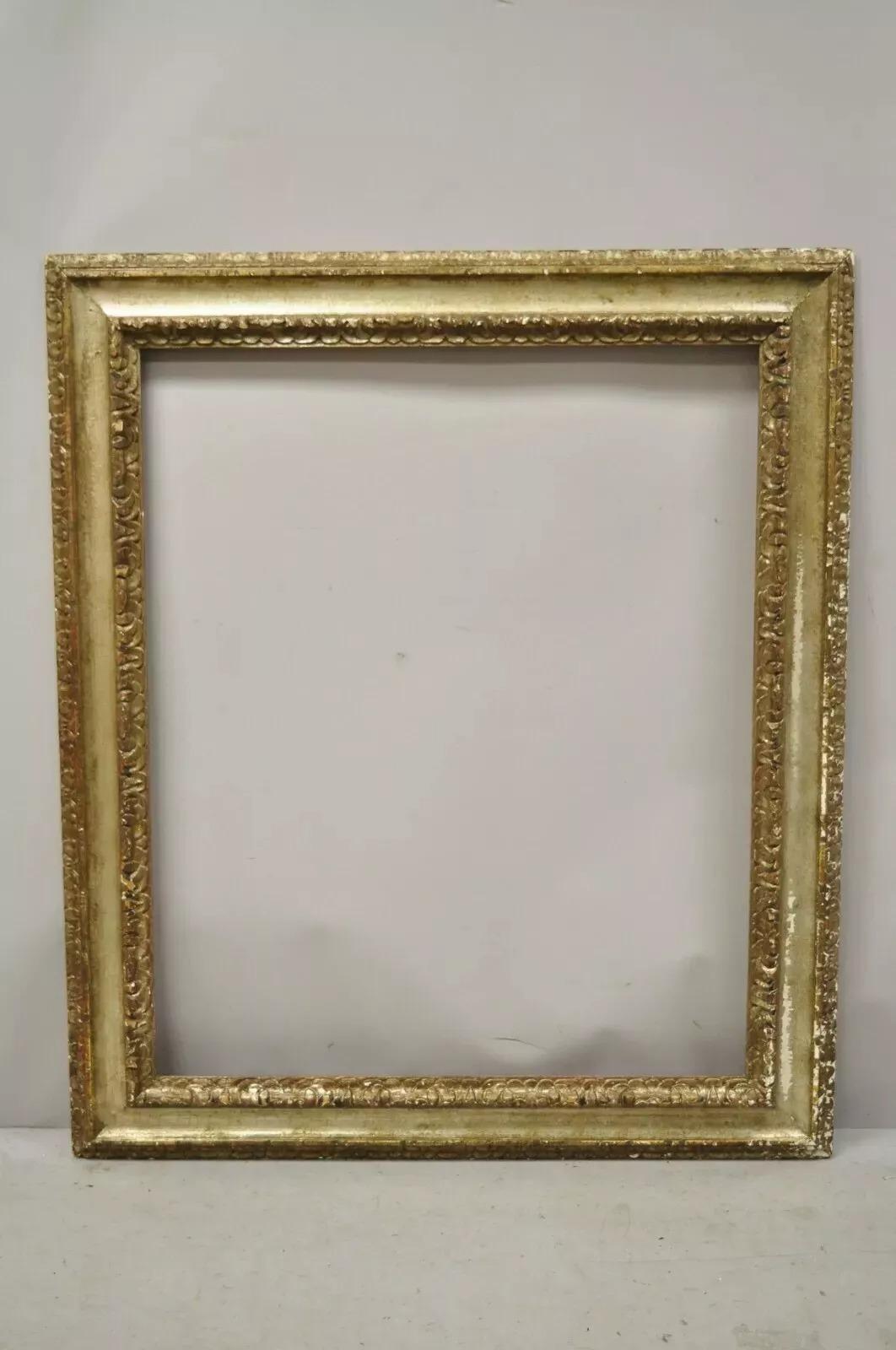 Antiguo Marco Italiano Clásico Policromado Parcela Madera Tallada Dorada 51 x 33 Cuadro Florentino. El artículo presenta un acabado dorado/dorado con pintura policromada envejecida, marco de madera maciza, detalles tallados a mano y un deseable