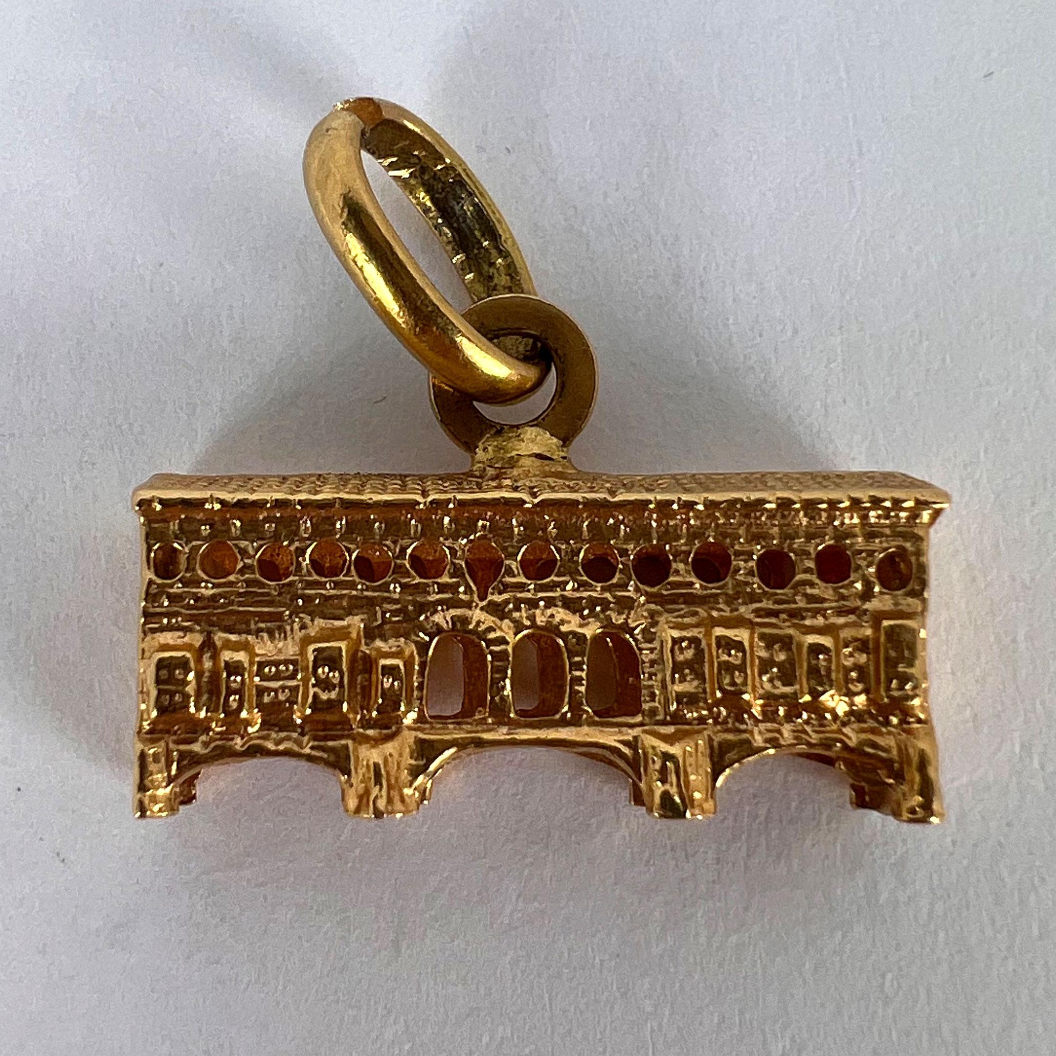 Italian Ponte Vecchio Bridge Florence 18K Yellow Gold Charm Pendant For Sale 7