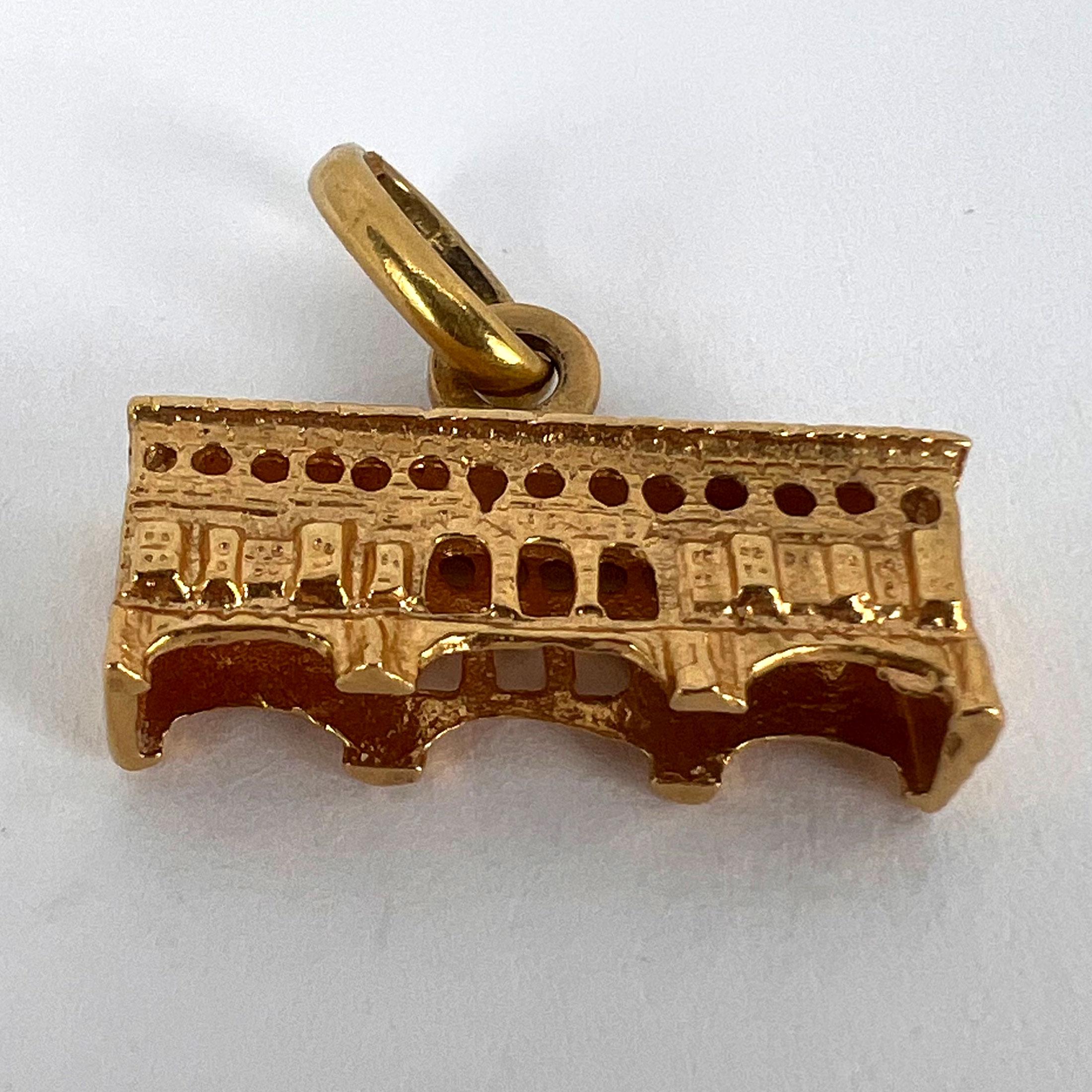 Italian Ponte Vecchio Bridge Florence 18K Yellow Gold Charm Pendant For Sale 8