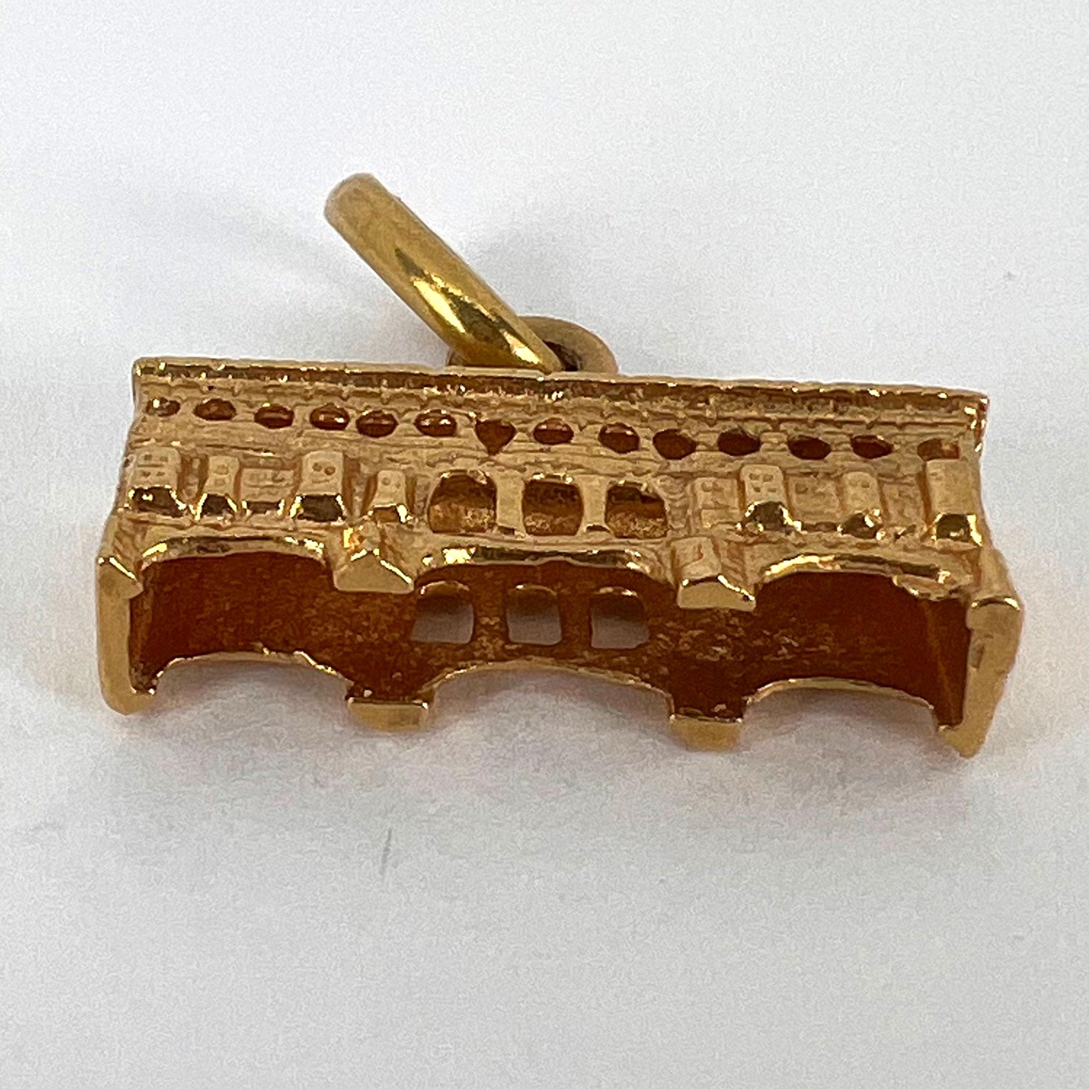 Italian Ponte Vecchio Bridge Florence 18K Yellow Gold Charm Pendant For Sale 9