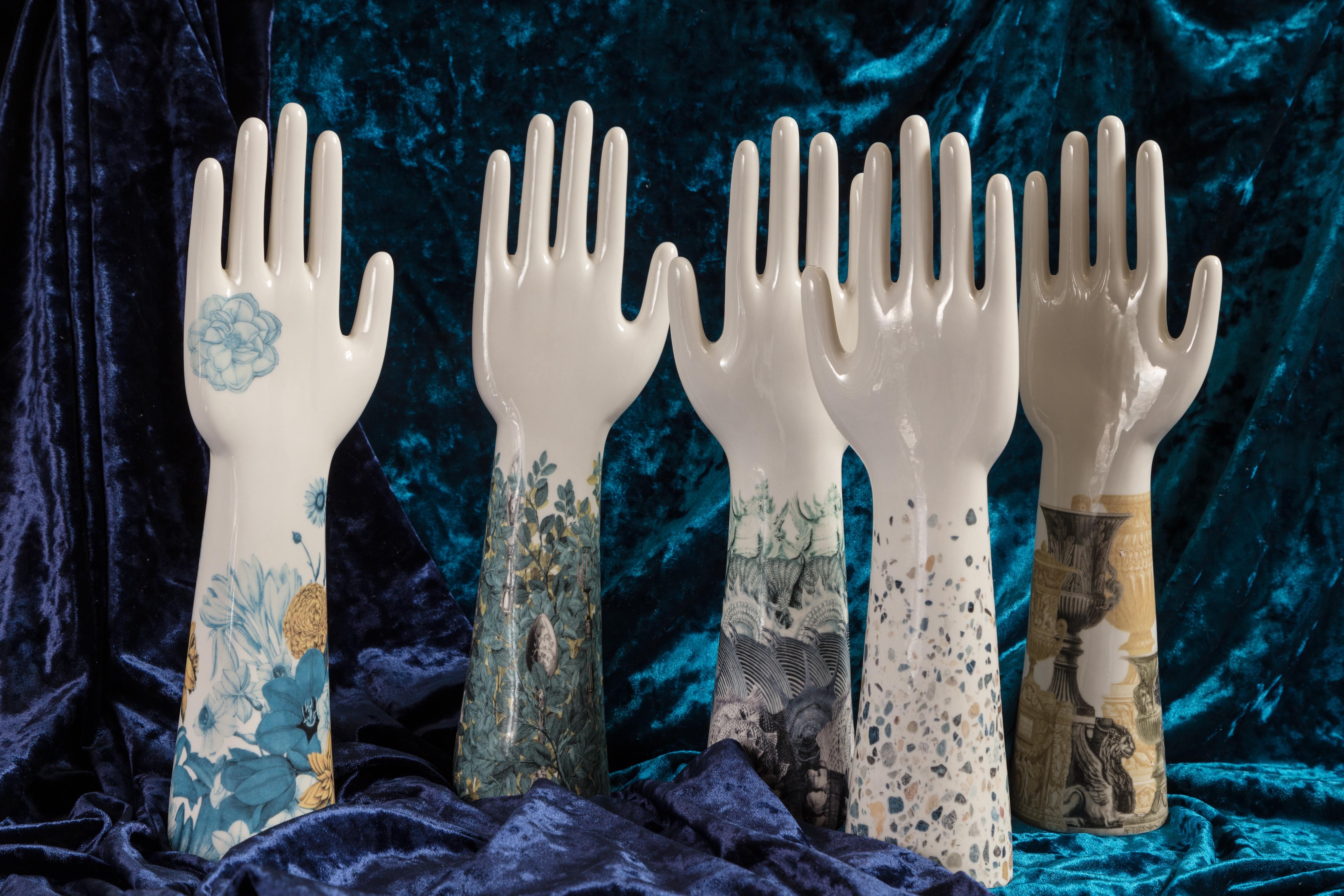 Anatomica, Porcelain Hand with Leaves and Cutlery by Vito Nesta In New Condition For Sale In Milano, Lombardia