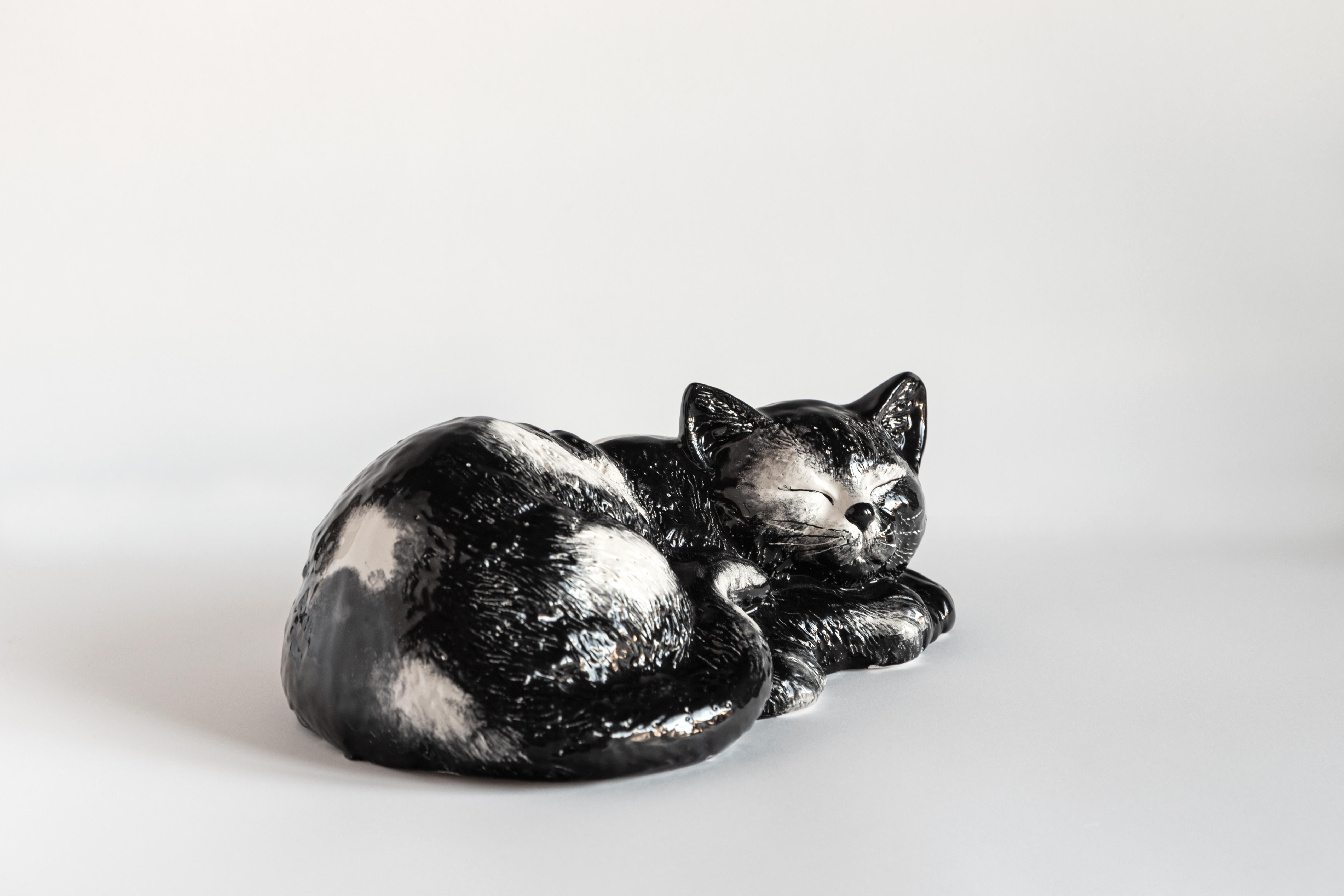 Italian Porcelain Cat Romolo by Vito Nesta In New Condition For Sale In Milano, Lombardia
