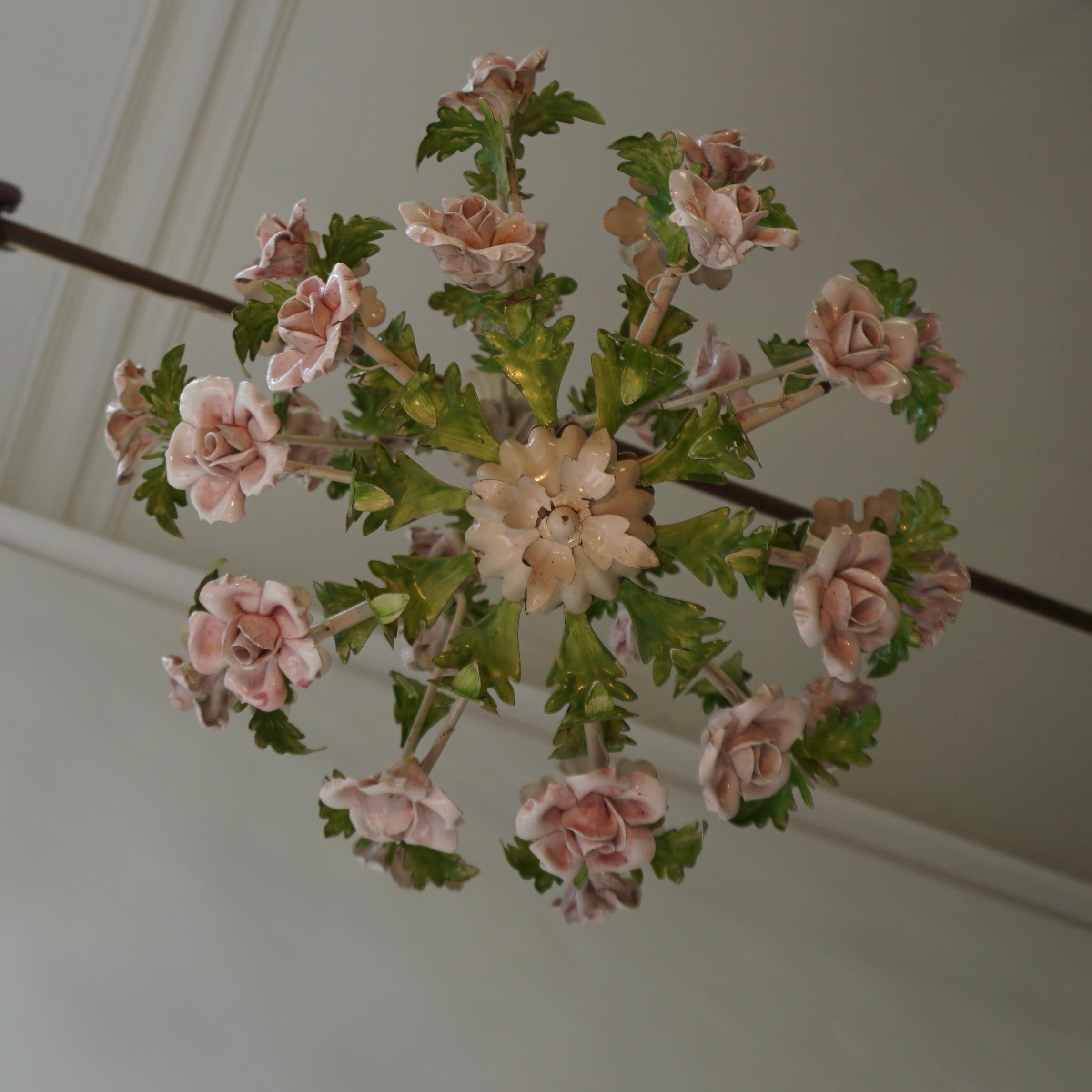 Italian Porcelain Flower Roses Tole Chandelier For Sale 1