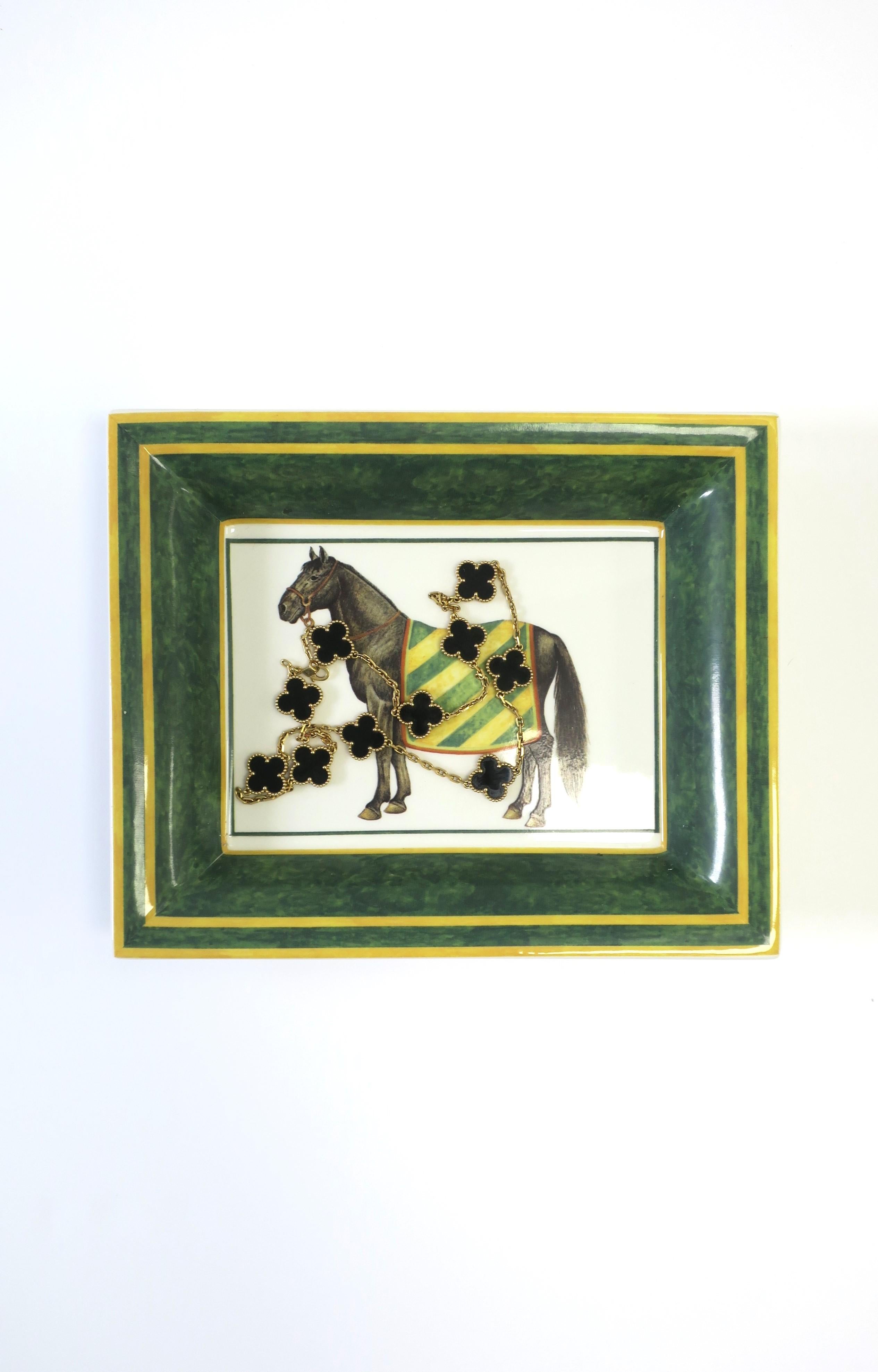 Italian Porcelain Jewelry Tray Dish Vide-Poche Catchall with Horse Design In Good Condition For Sale In New York, NY