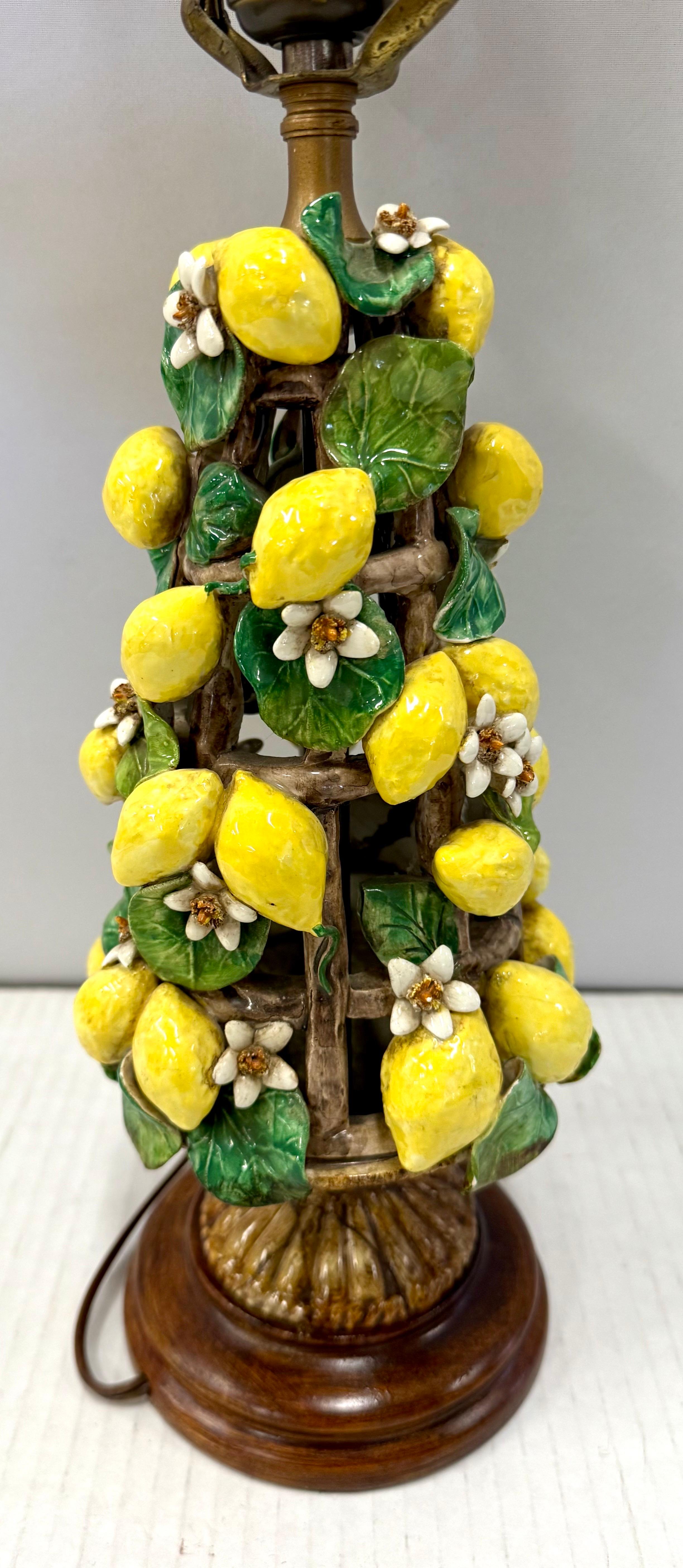 Italian Porcelain Lemon Topiary Lamp with Matching Tole Shade Tuscany 1950s For Sale 2