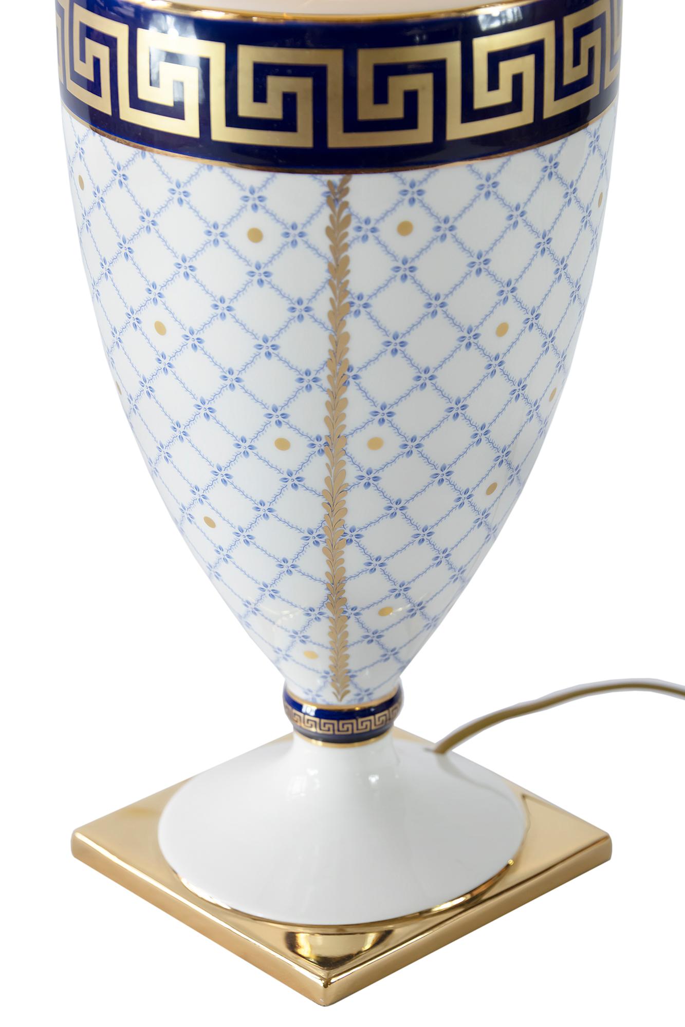 Italienische Porzellan-Tischlampe von Sarri im Zustand „Gut“ im Angebot in Vilnius, LT
