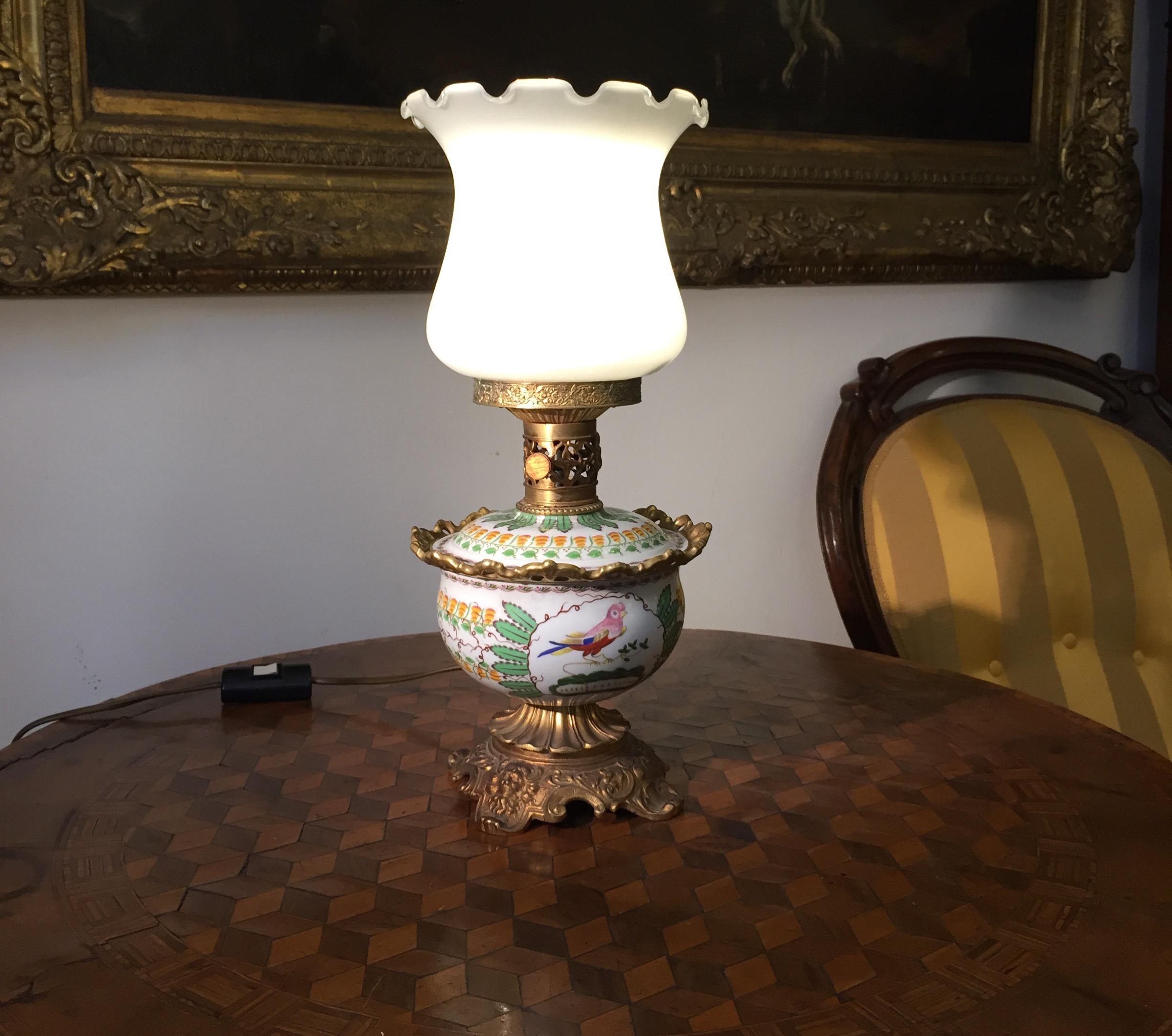 Florentine Glass Gilded Bronze and Porcelain Table Lamp by Mangani, 1970 For Sale 5