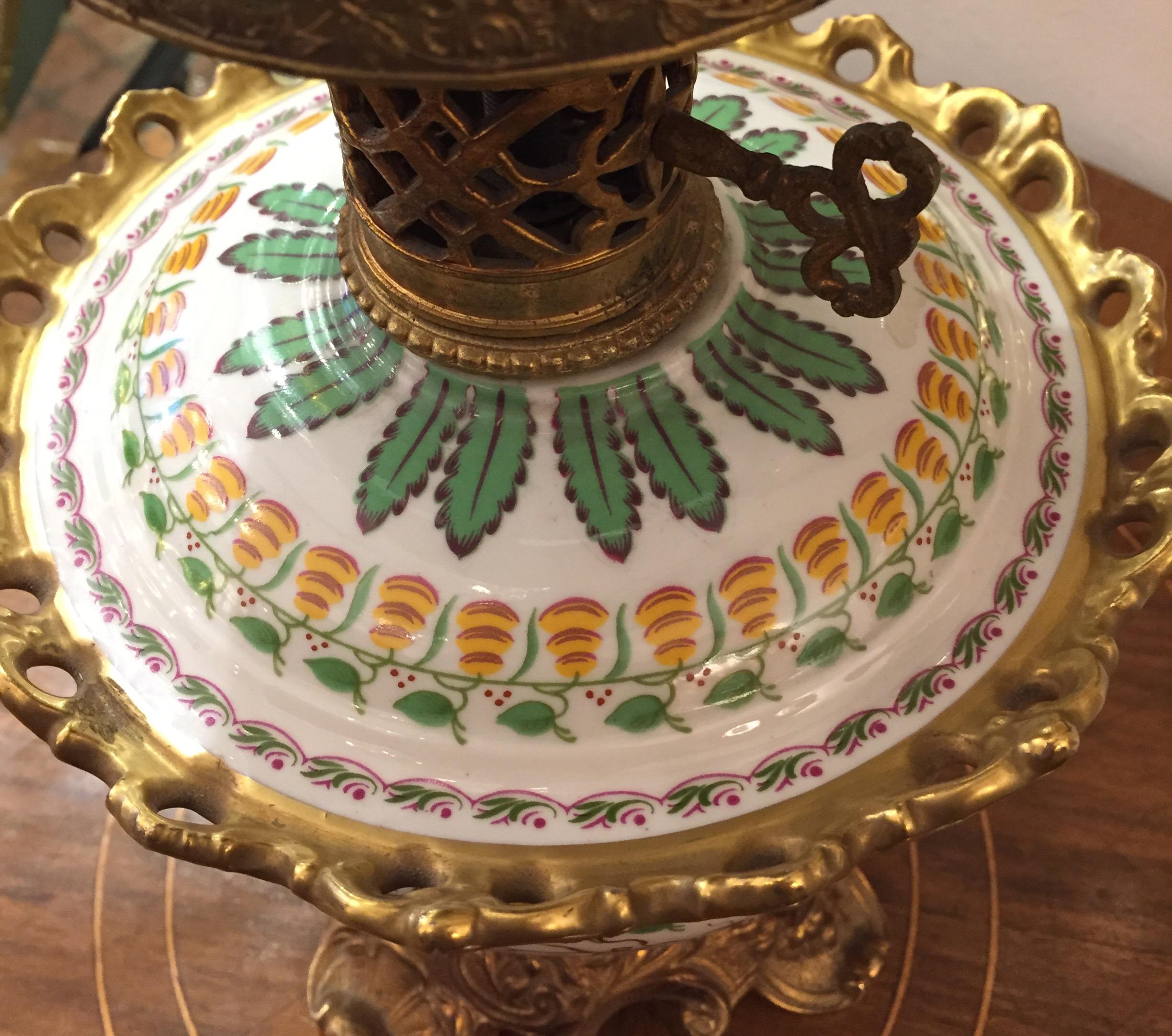Lampe de table en verre florentin, bronze doré et porcelaine par Mangani, 1970 en vente 2