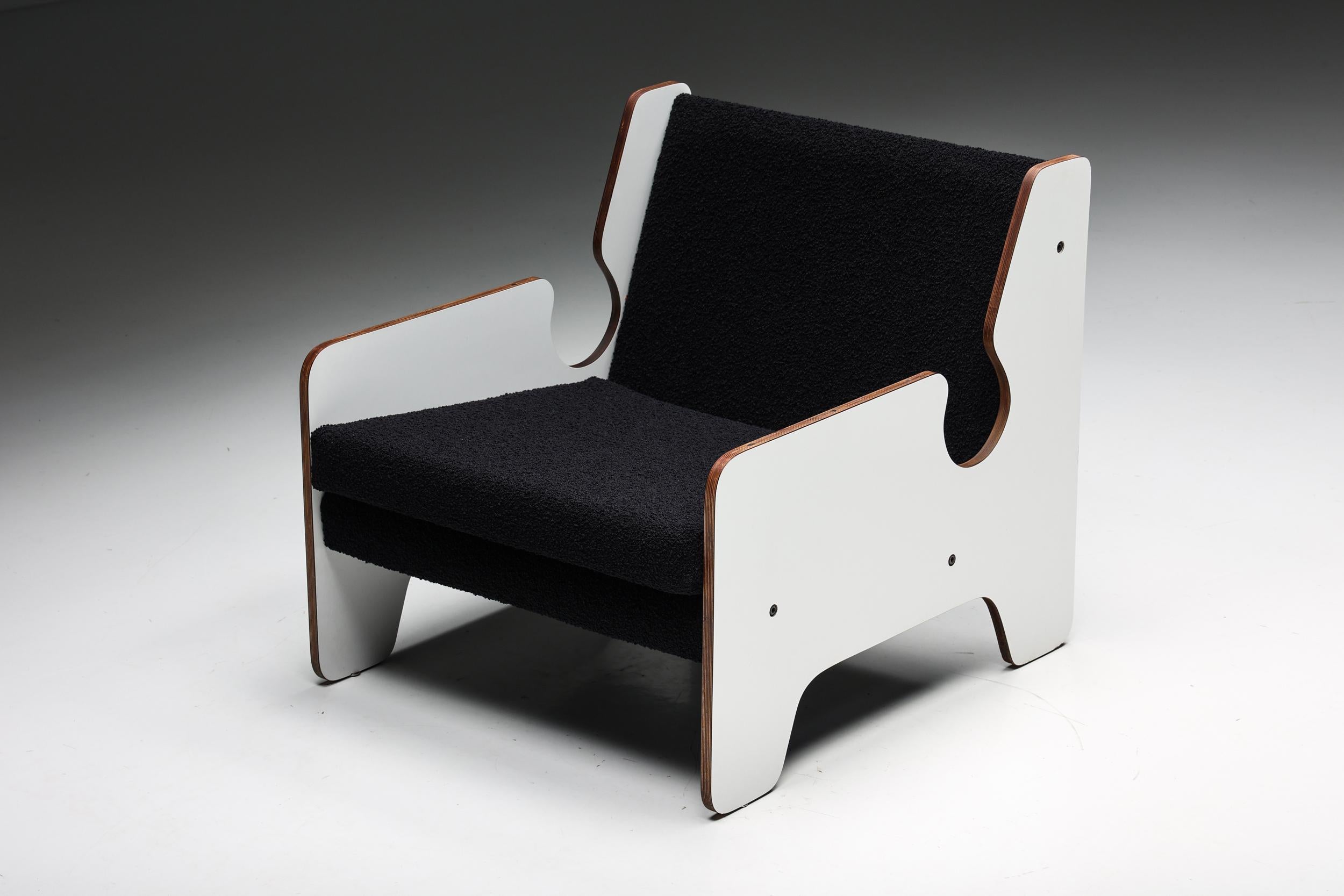 Post-Modern Black & White Lounge Chair, Italy, 1970s For Sale 1