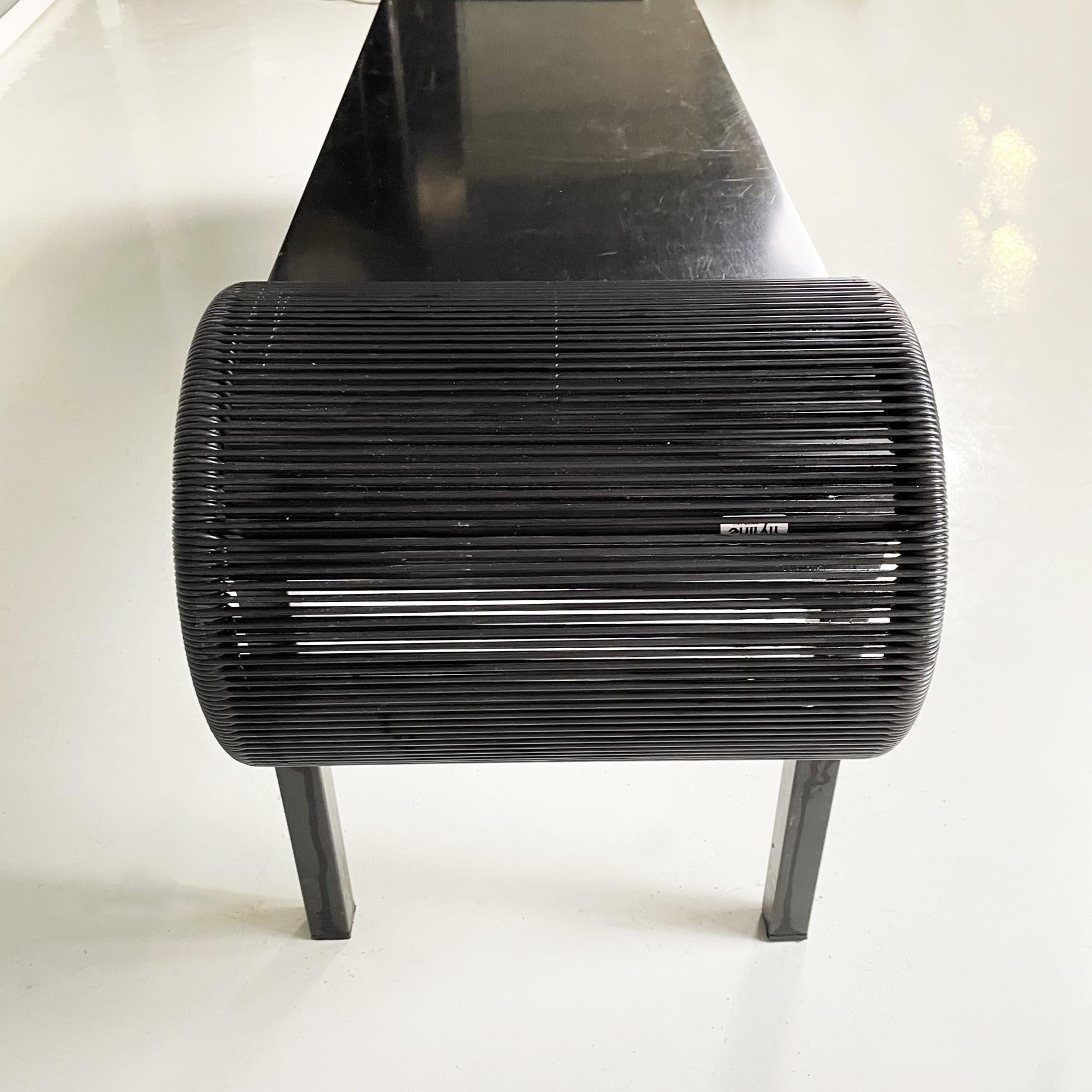 Late 20th Century Italian post-modern Black wood, metal and plastic bench by Nanni Fly Line, 1990s For Sale