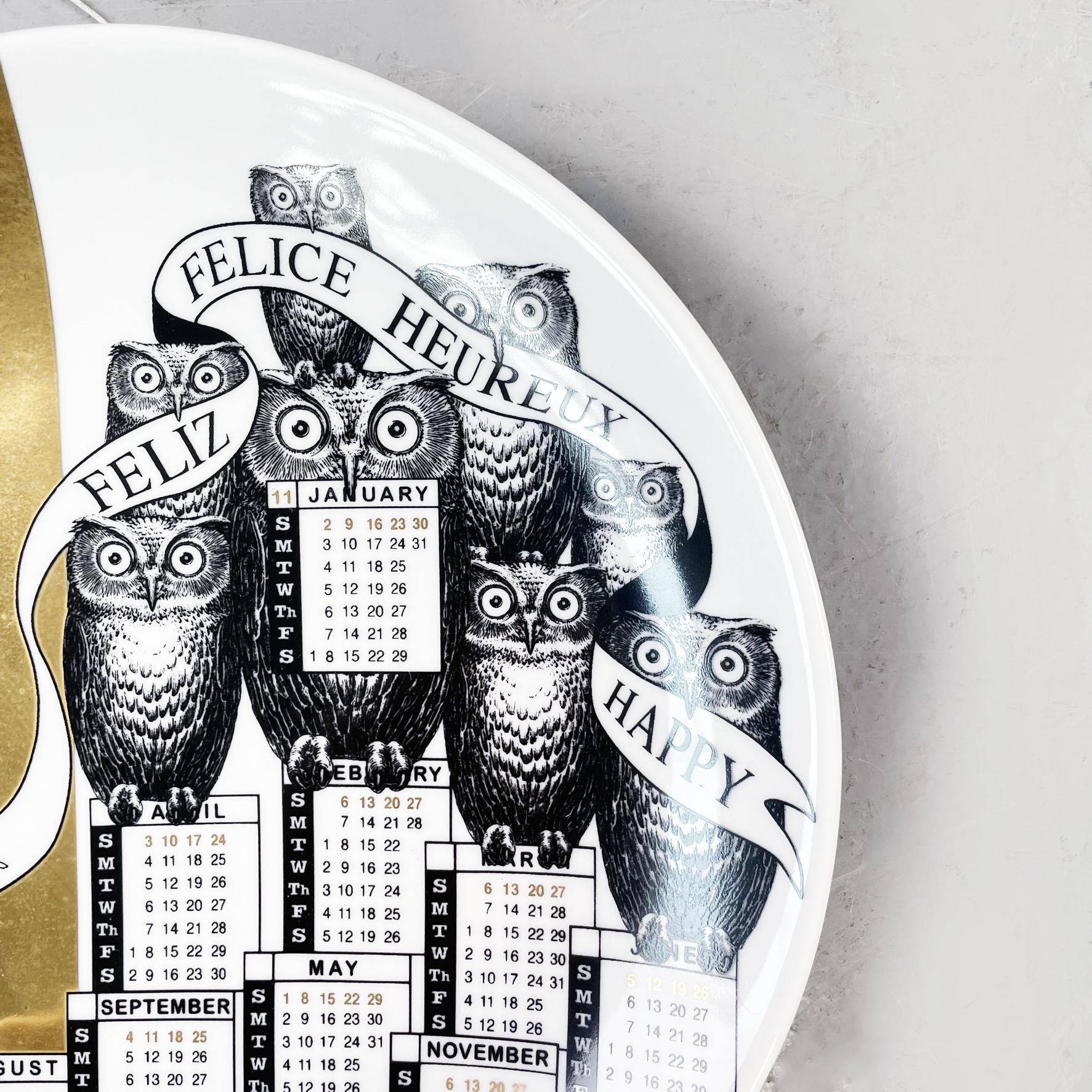 Italian Post-Modern Ceramic Wall Calendar Plate 2011 by Fornasetti, 2011 In Excellent Condition In MIlano, IT