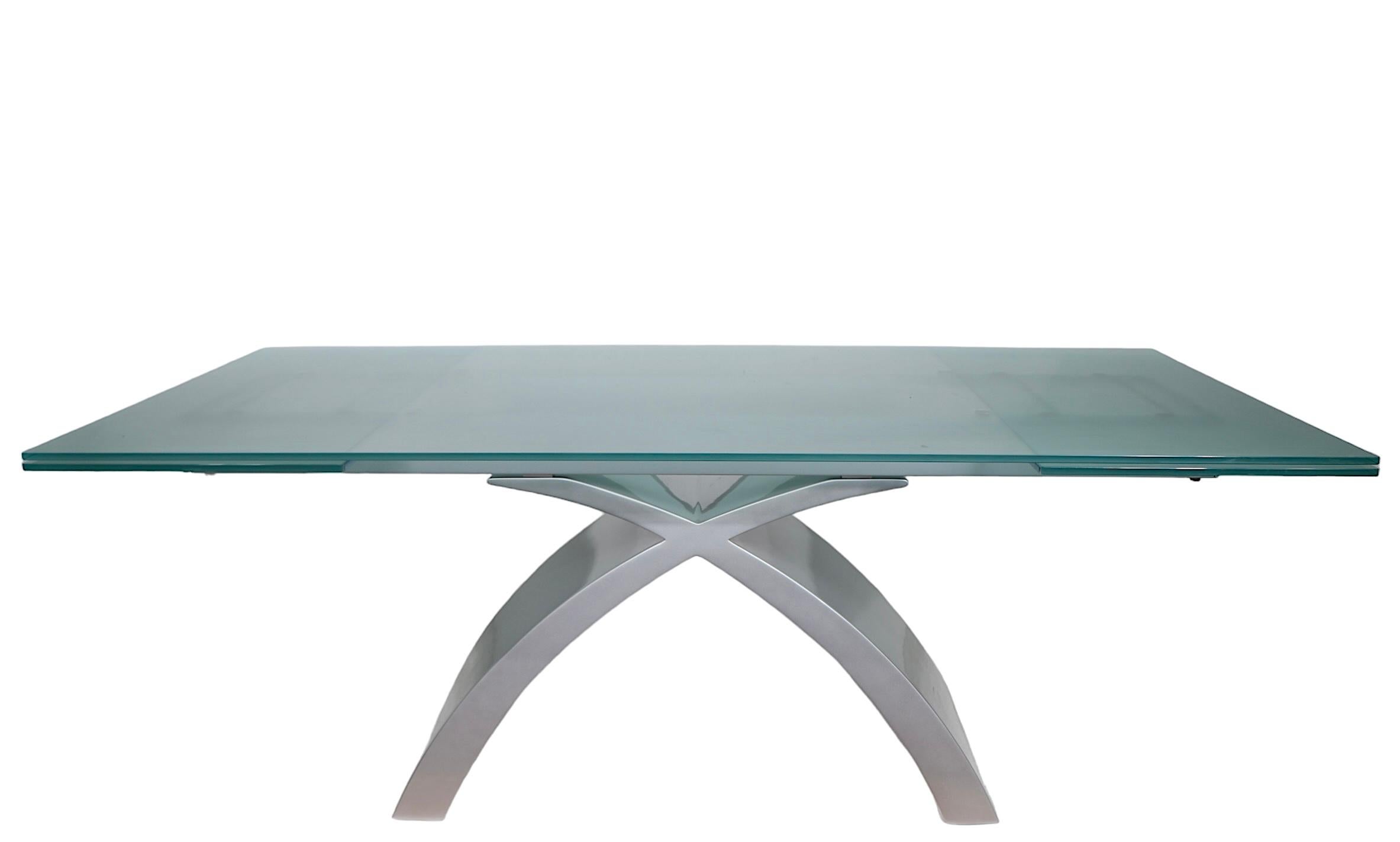  Italian Post Modern Contemporary  Extension Dining Table Tokyo by Tonin  For Sale 7