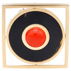Italian Post Modern Convertible Pendant Brooch In 18Kt Gold With Coral