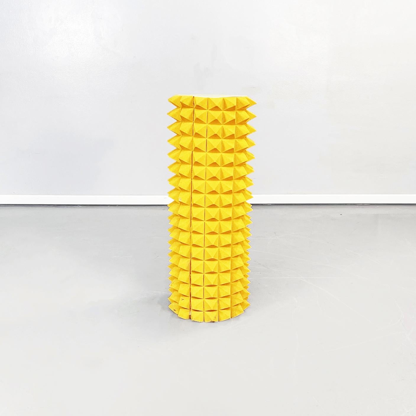 Italian post-modern cylindrical totem with yellow foam dyamond, Probably 2000s period.
The Totem cylindrical is good as expositor or as a column for a small statue or object must be show. The totem have a round top and internal cardboard
