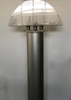 Italian Postmodern Design 1970 Lacquered Aluminium Floor Lamp with Plexiglass