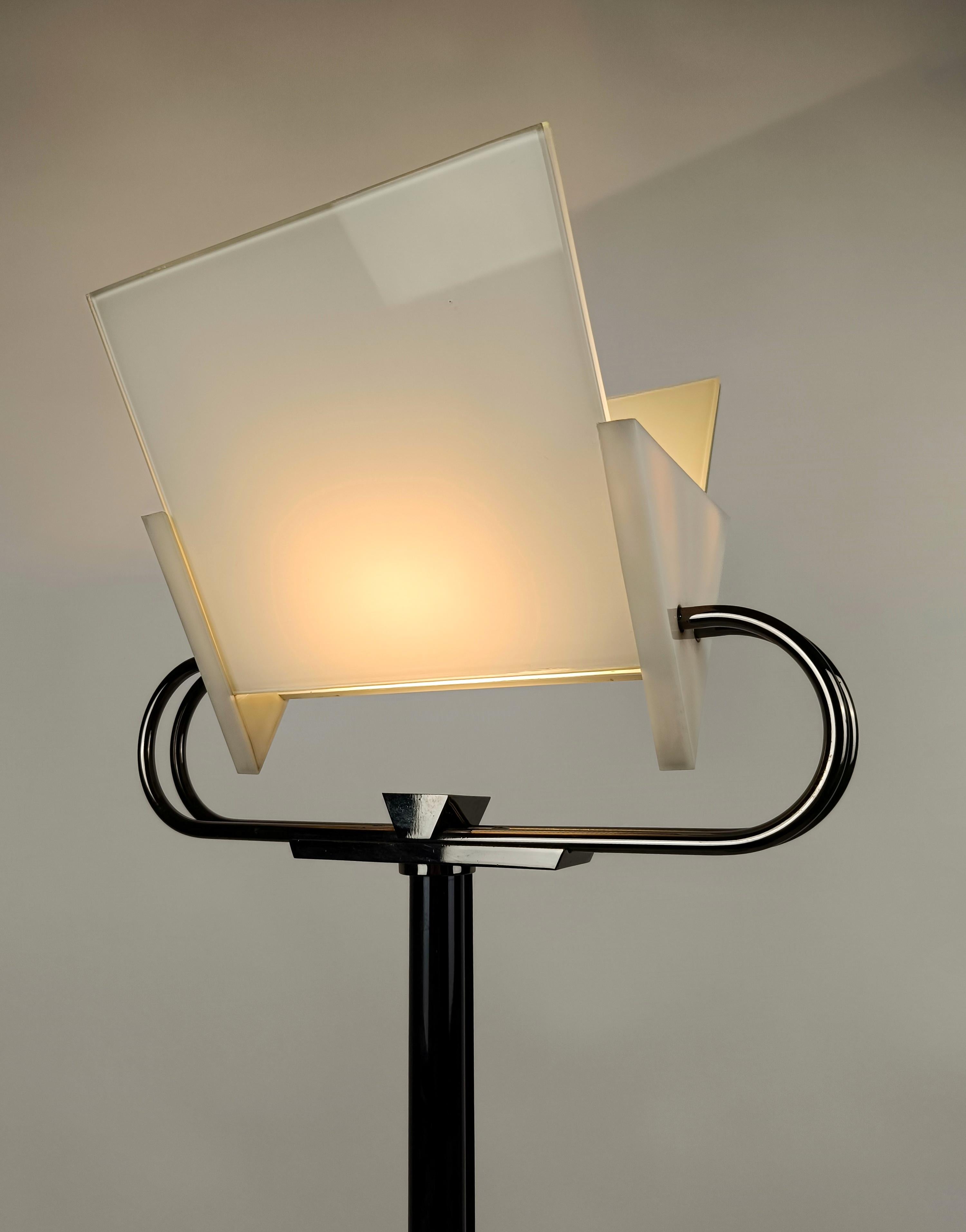 Italian Post Modern Floor Lamp design by Perry A. King & S. Mirand for Arteluce For Sale 4