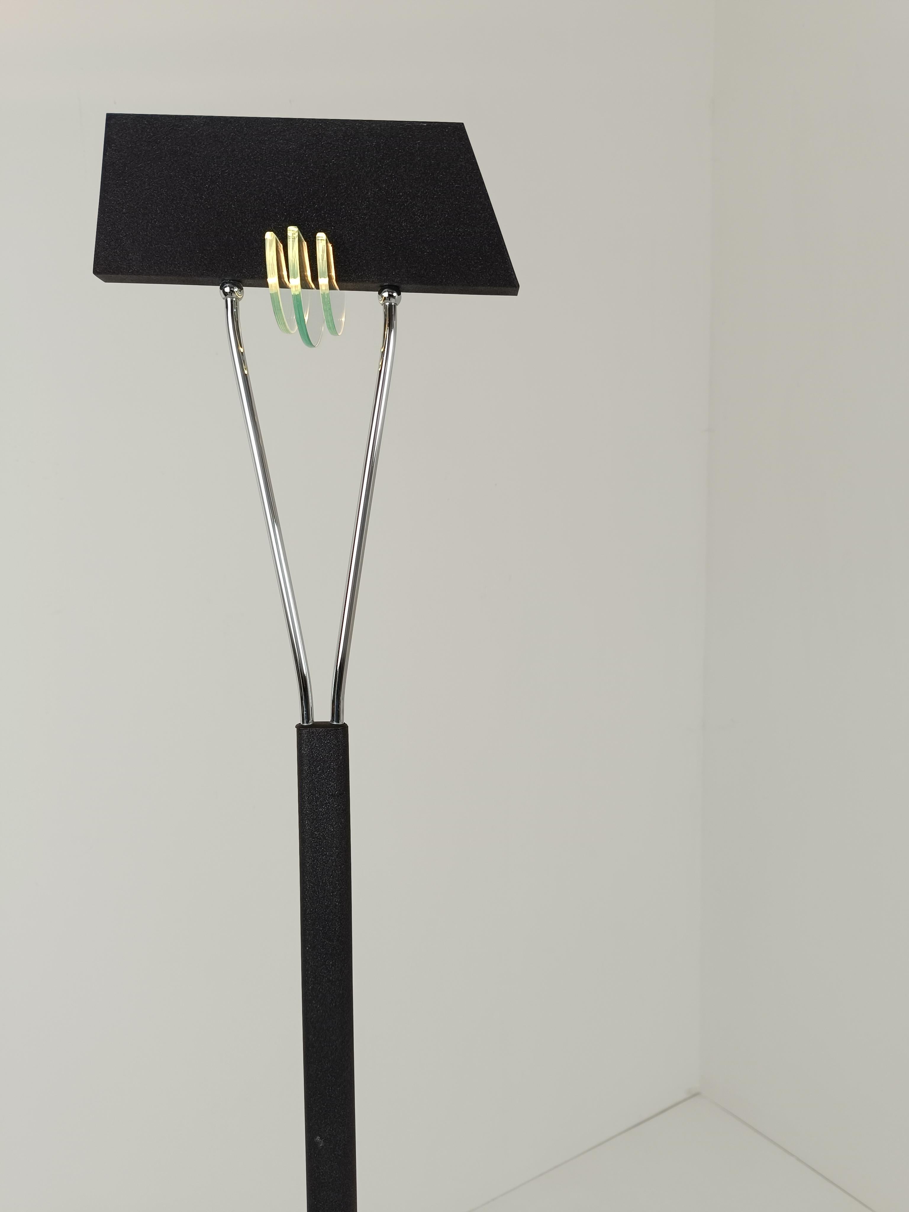 Italienische postmoderne Stehlampe im Stil von Fontana Arte, 80er / 90er Jahre  im Angebot 1