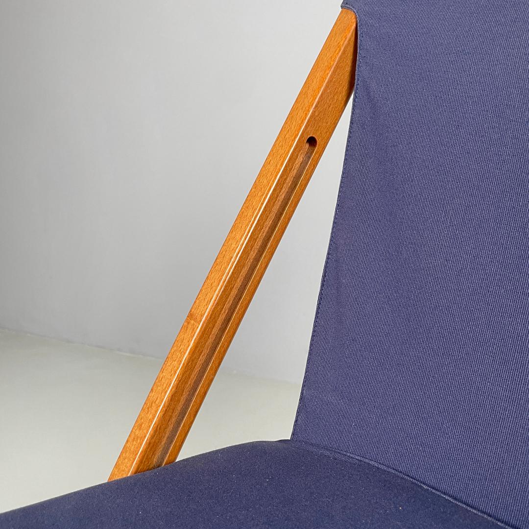 Italian post modern folding chair in wood and blue fabric structure, 1990s For Sale 5