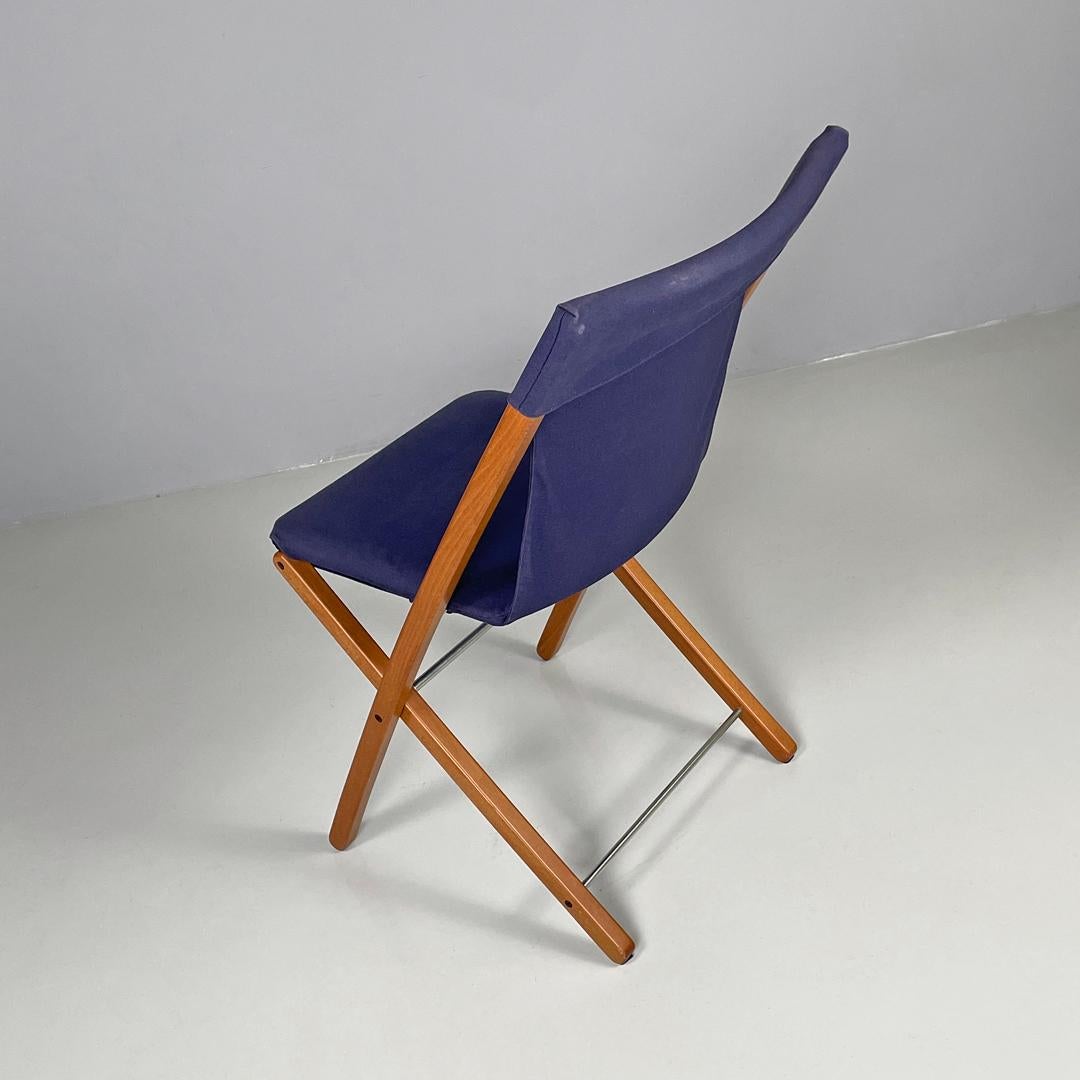 Italian post modern folding chair in wood and blue fabric structure, 1990s For Sale 3