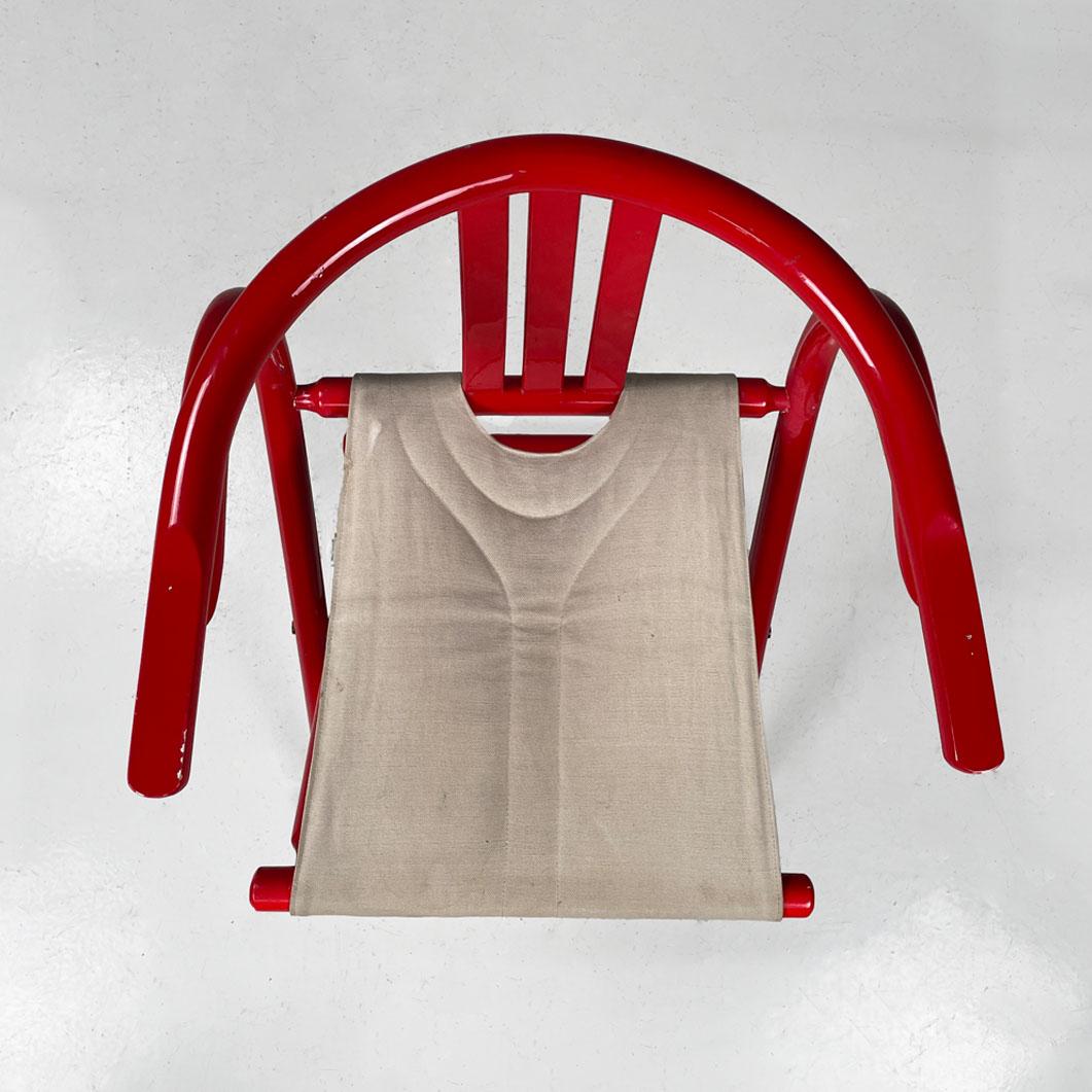 Italian post-modern folding tub chair in red wood and beige fabric, 1980s For Sale 6