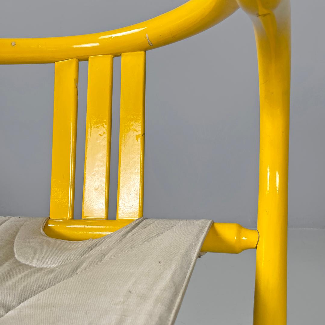 Italian post-modern folding tub chair in yellow wood and beige fabric, 1980s For Sale 4