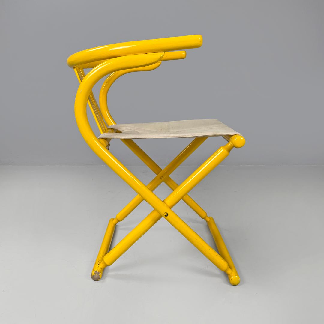 Post-Modern Italian post-modern folding tub chair in yellow wood and beige fabric, 1980s For Sale