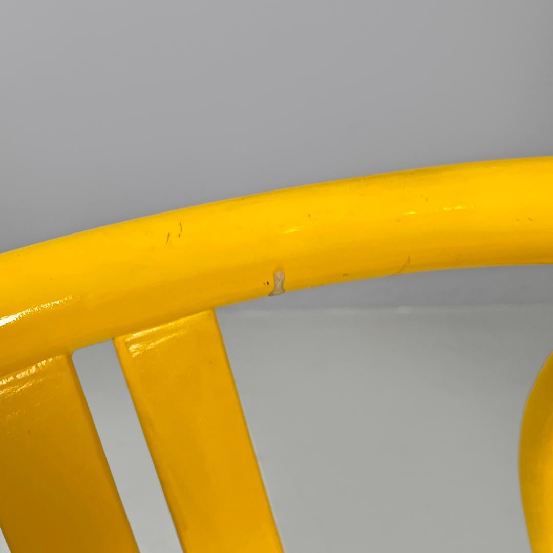 Fabric Italian post-modern folding tub chair in yellow wood and beige fabric, 1980s For Sale