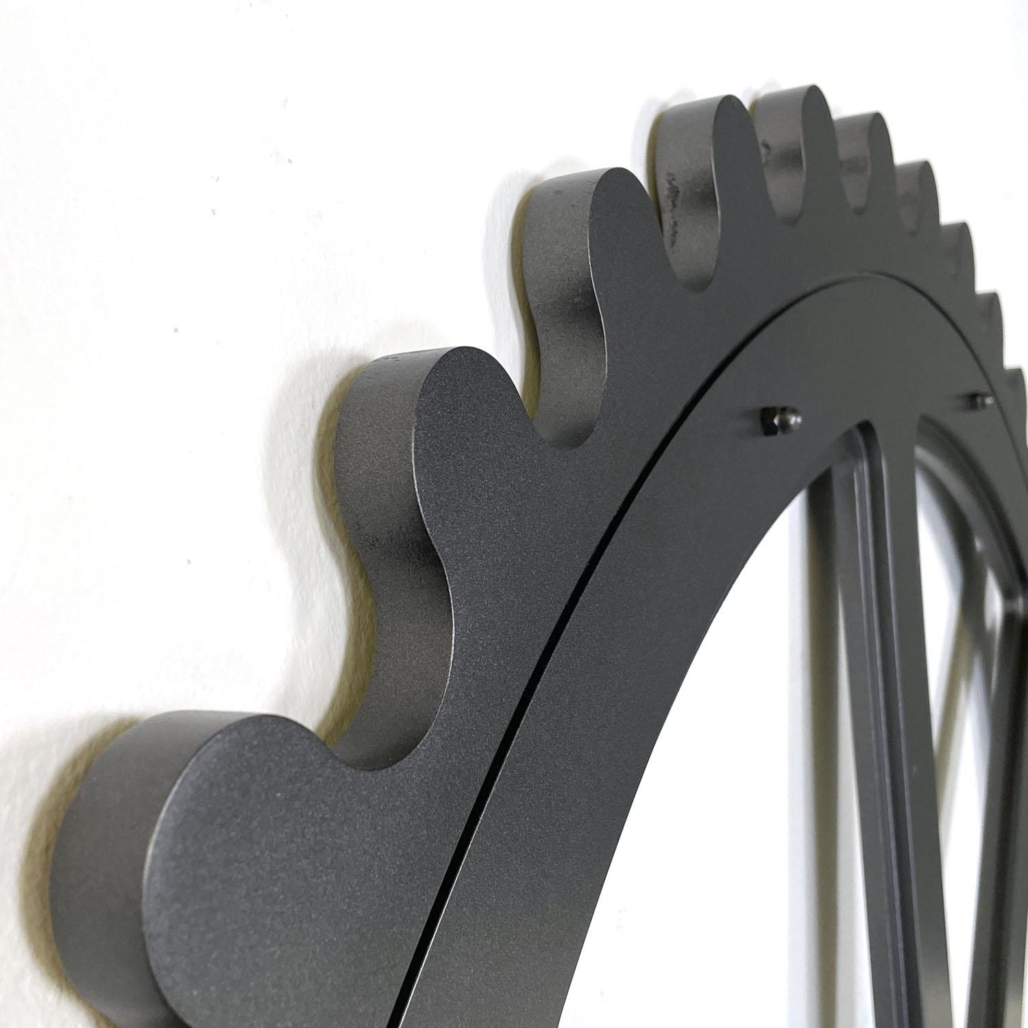 Italian post-modern glitter grey round mechanism shaped prop, 2020s For Sale 2