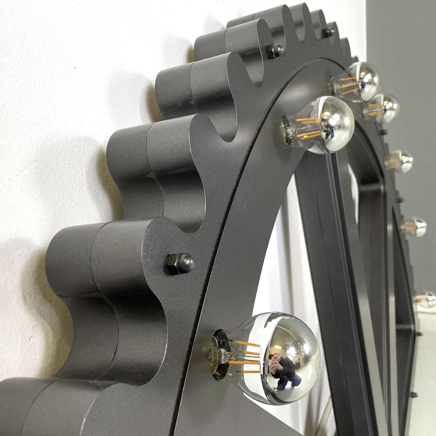 Italian post-modern illuminated glitter grey semicircle mechanism prop, 2020s For Sale 4