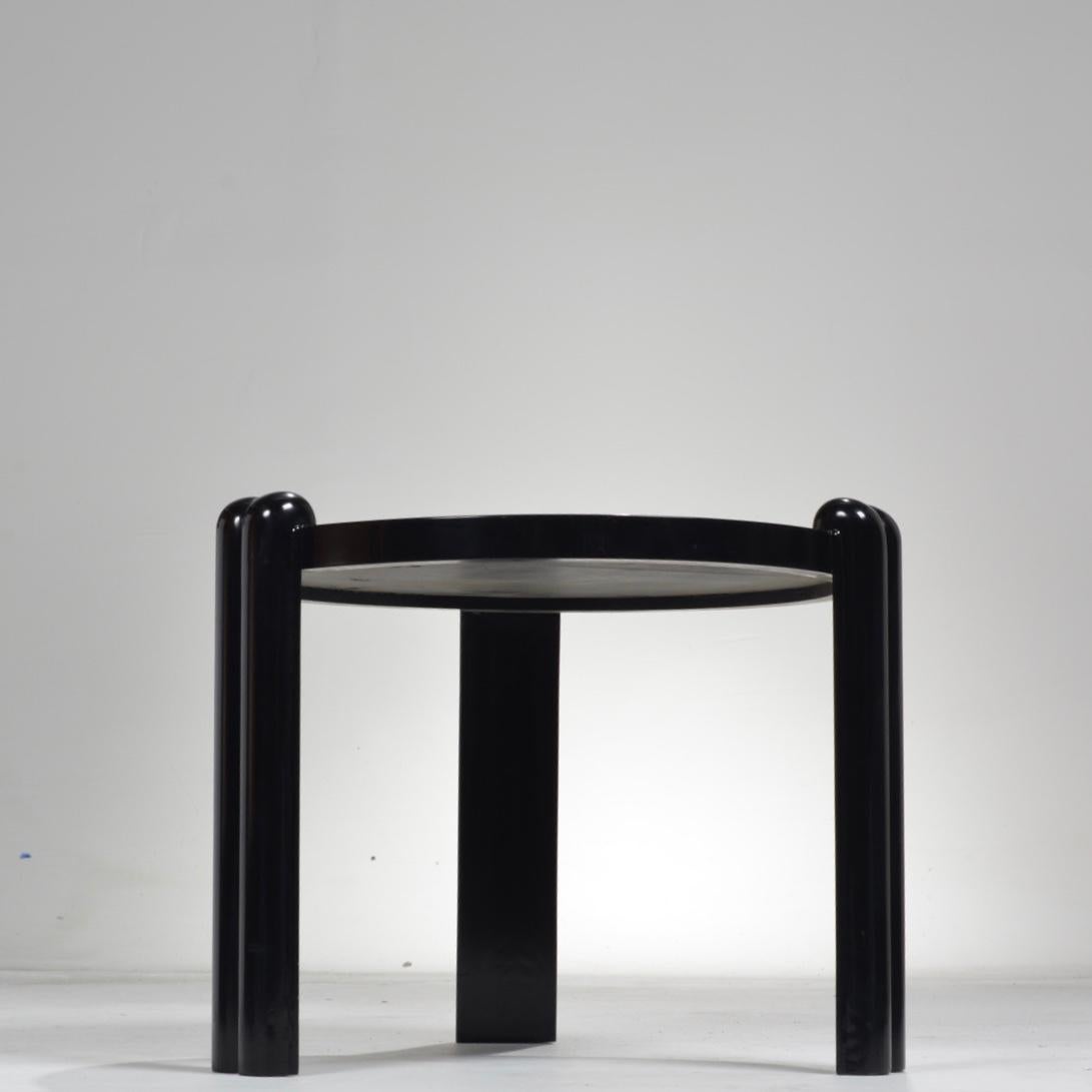 Italian Post-Modern Lacquered Black End Table 6