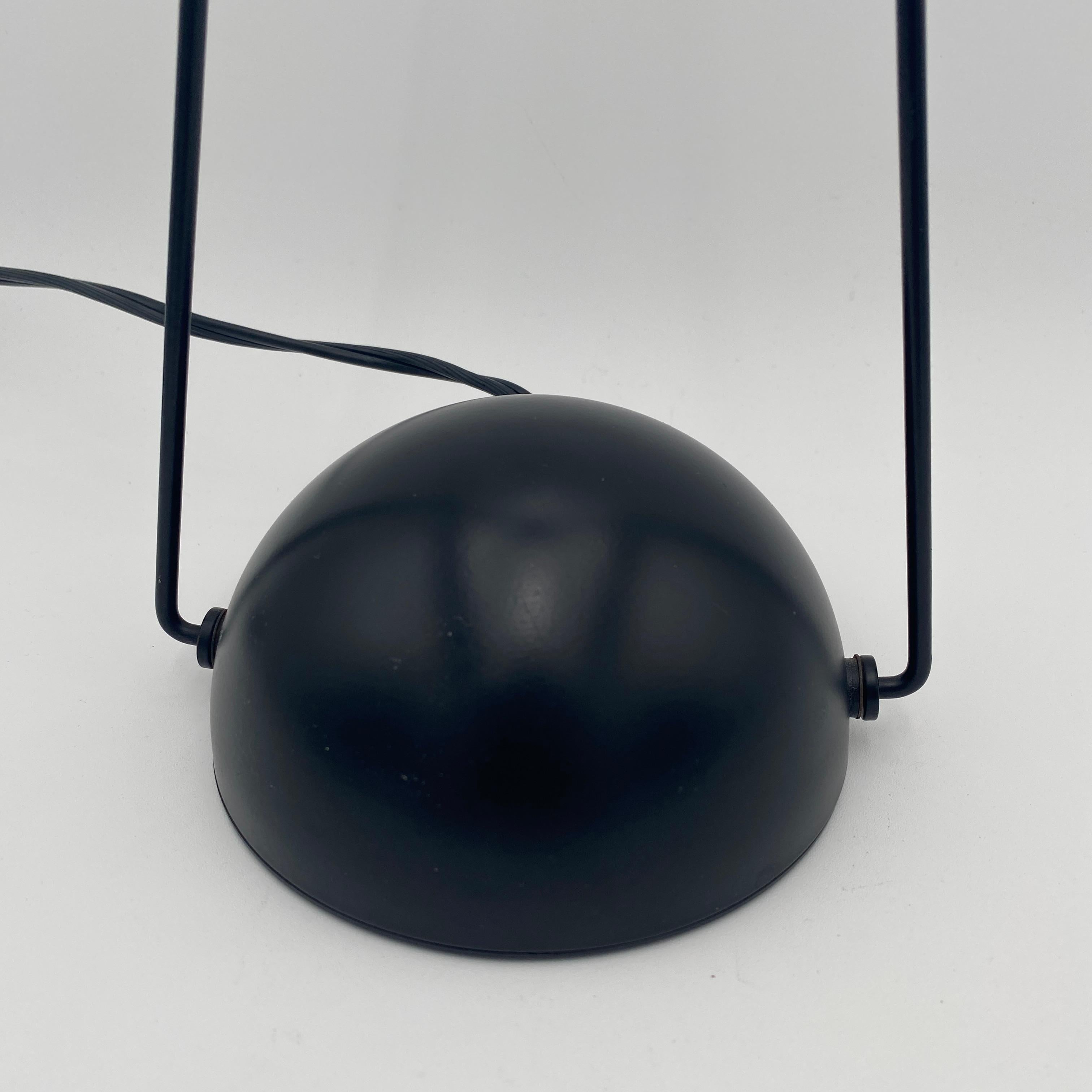 Italienische postmoderne Meridiana-Schreibtischlampe von Paolo Piva für Stefano Cevoli, 1980er Jahre im Zustand „Gut“ im Angebot in San Juan Capistrano, CA