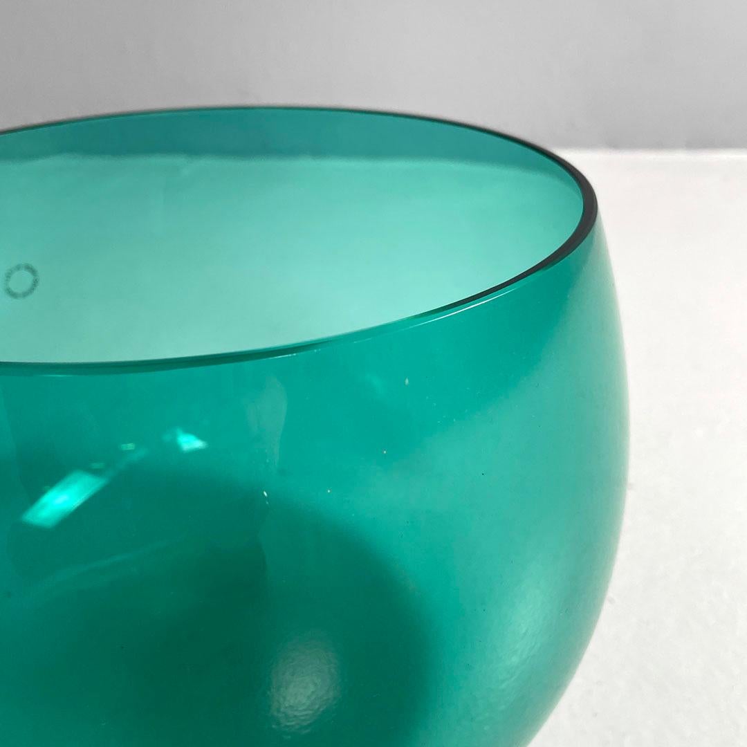 Italian post-modern Murano teal glass decorative bowl by Venini, 1990s For Sale 1