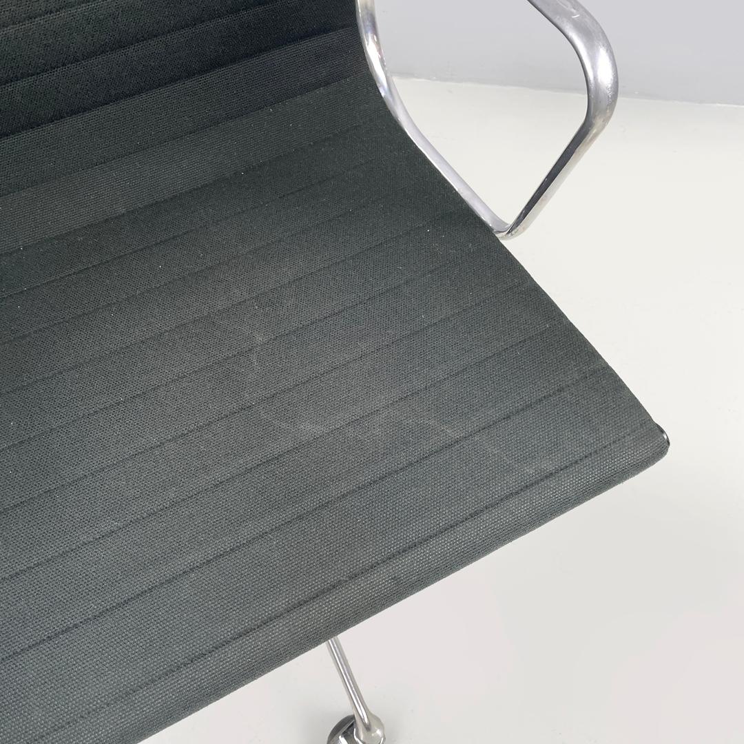 Italian post modern office chair EA108 by Charles and Ray Eames for ICF, 2000s For Sale 8