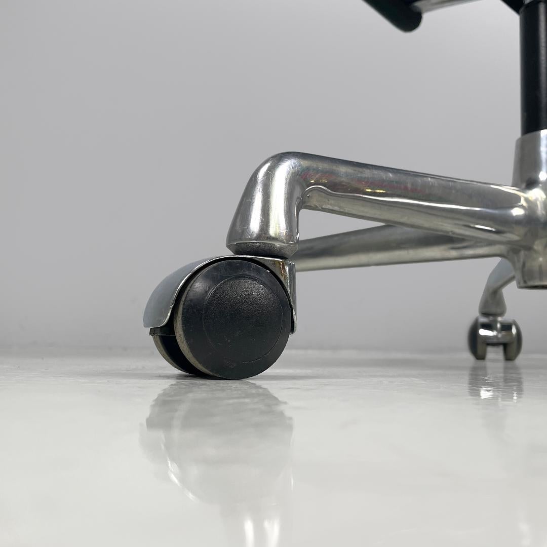 Italian post modern office chair EA108 by Charles and Ray Eames for ICF, 2000s For Sale 13