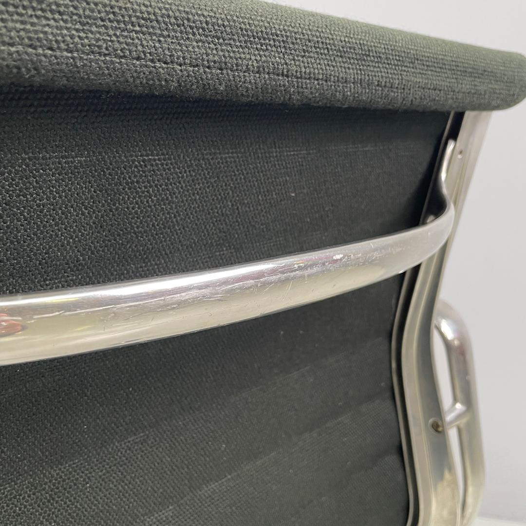 Italian post modern office chair EA108 by Charles and Ray Eames for ICF, 2000s For Sale 2
