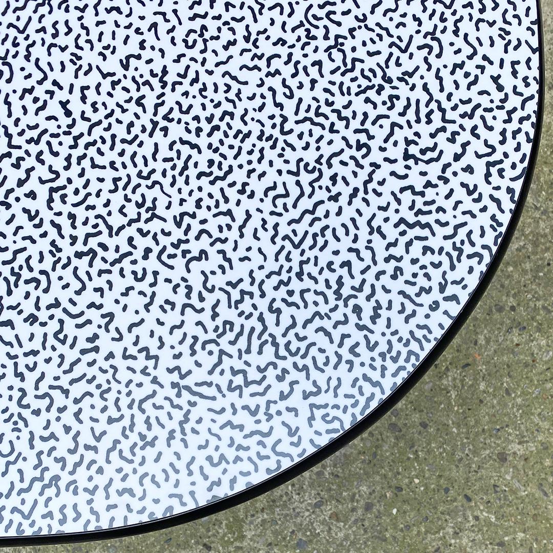 Italian Post Modern Oval Table with Bacterio Texture, Memphis Style, 1980s 2