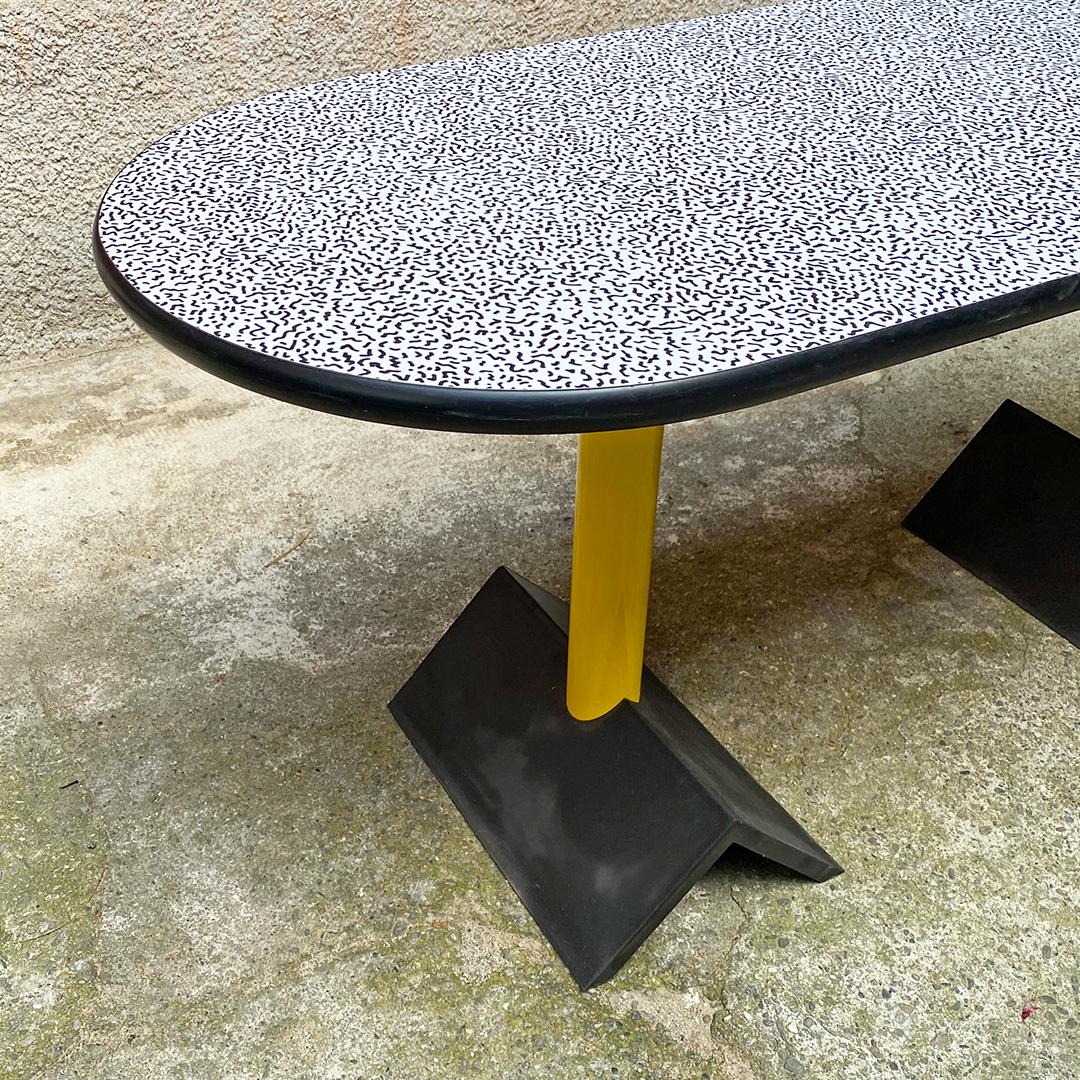 Italian Post Modern Oval Table with Bacterio Texture, Memphis Style, 1980s 3