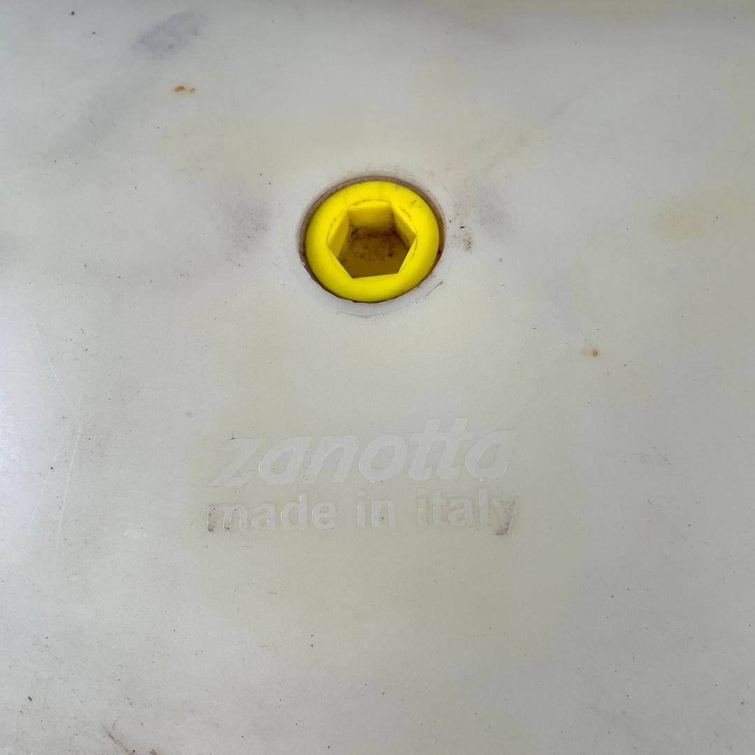Italian post-modern poufs by Fabrizio Bertero and Andrea Panto for Zanotta 1990s For Sale 13