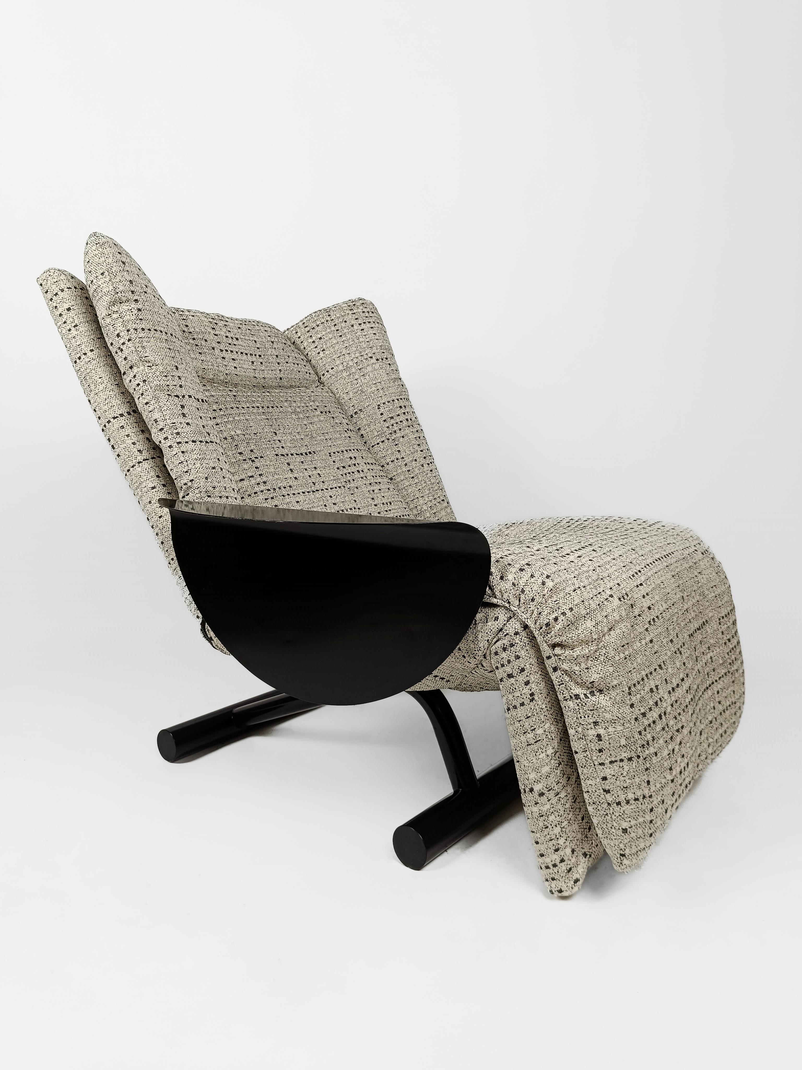Fauteuil de salon inclinable post-moderne italien, chaise de Cinova, 1980  en vente 12