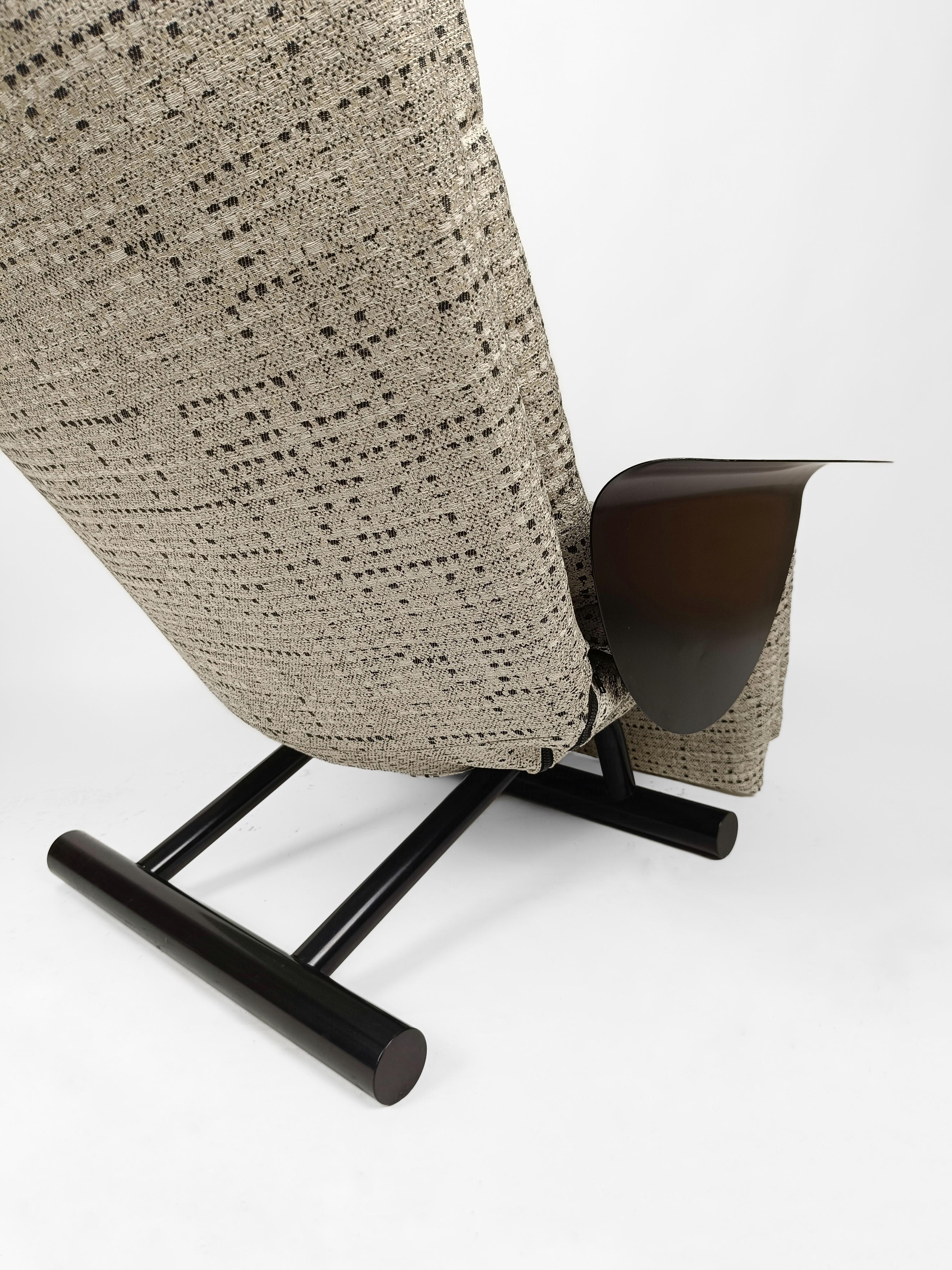 Fauteuil de salon inclinable post-moderne italien, chaise de Cinova, 1980  en vente 3