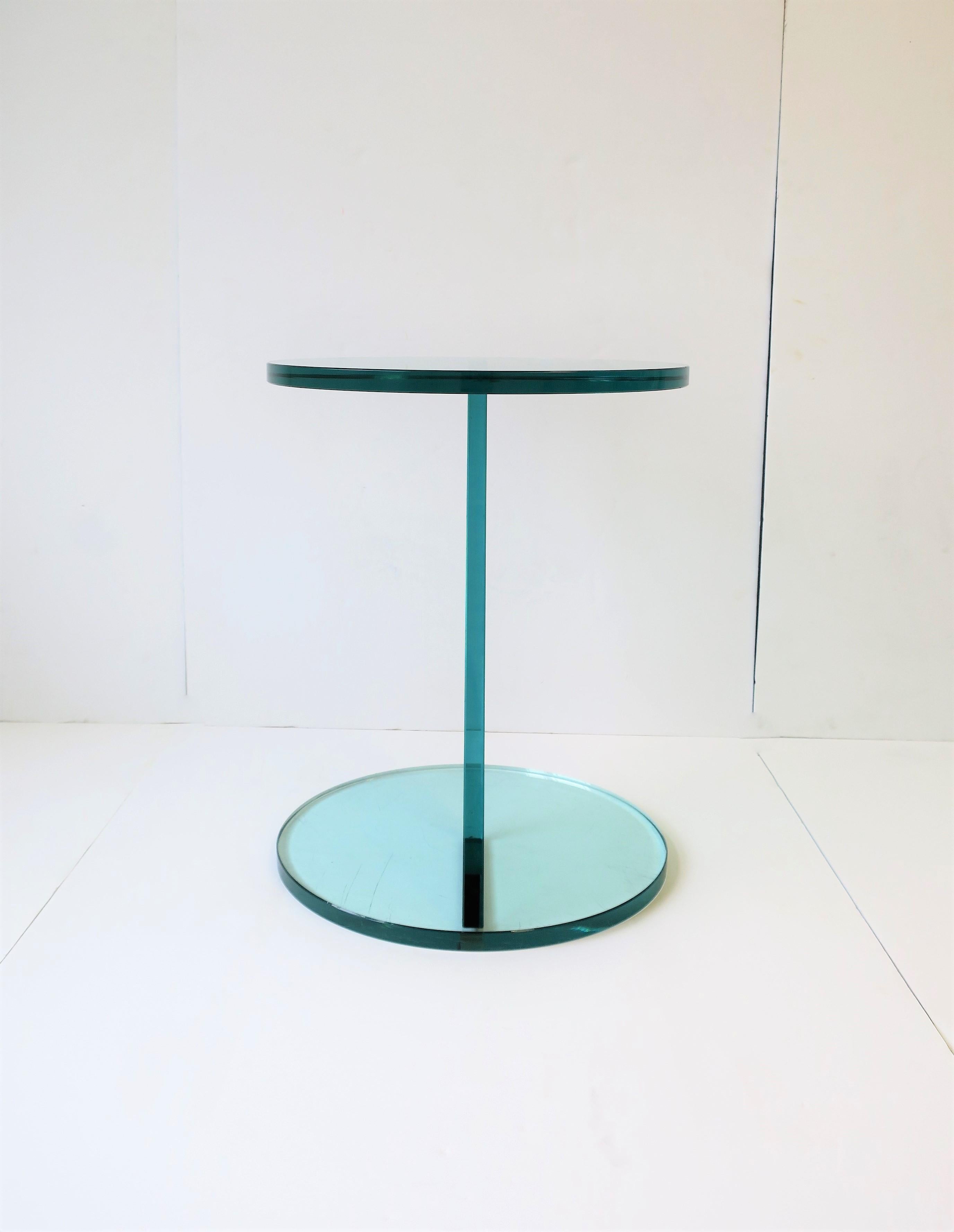 Post-Modern Italian Postmodern Round Glass Side Table or Drinks Table