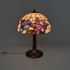 Italienische postmoderne runde Tischlampe aus farbigem Glas mit Blumendekorationen, 1990er Jahre