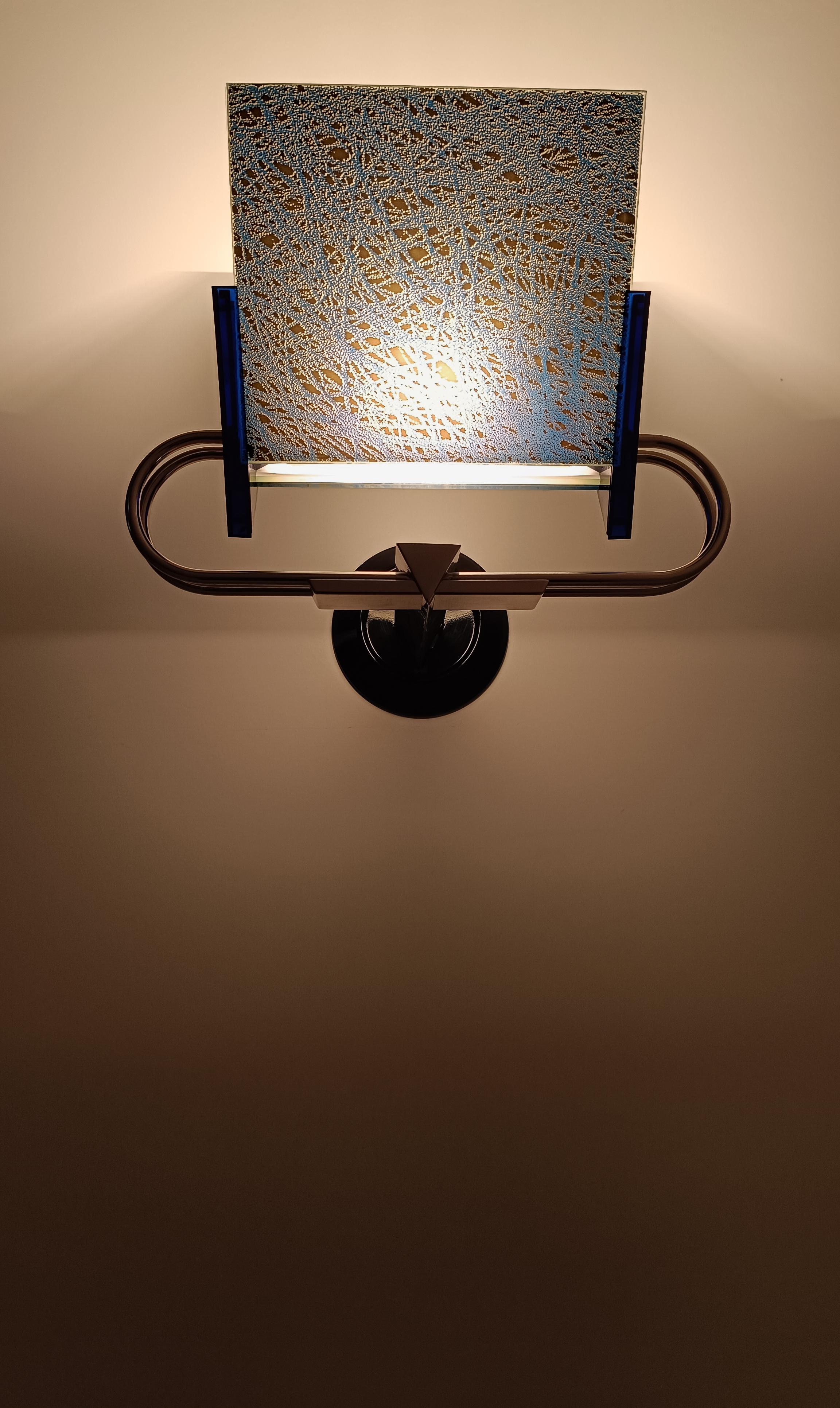 Italian Post Modern Sconce design by Perry A. King & S. Mirand for Arteluce en venta 11