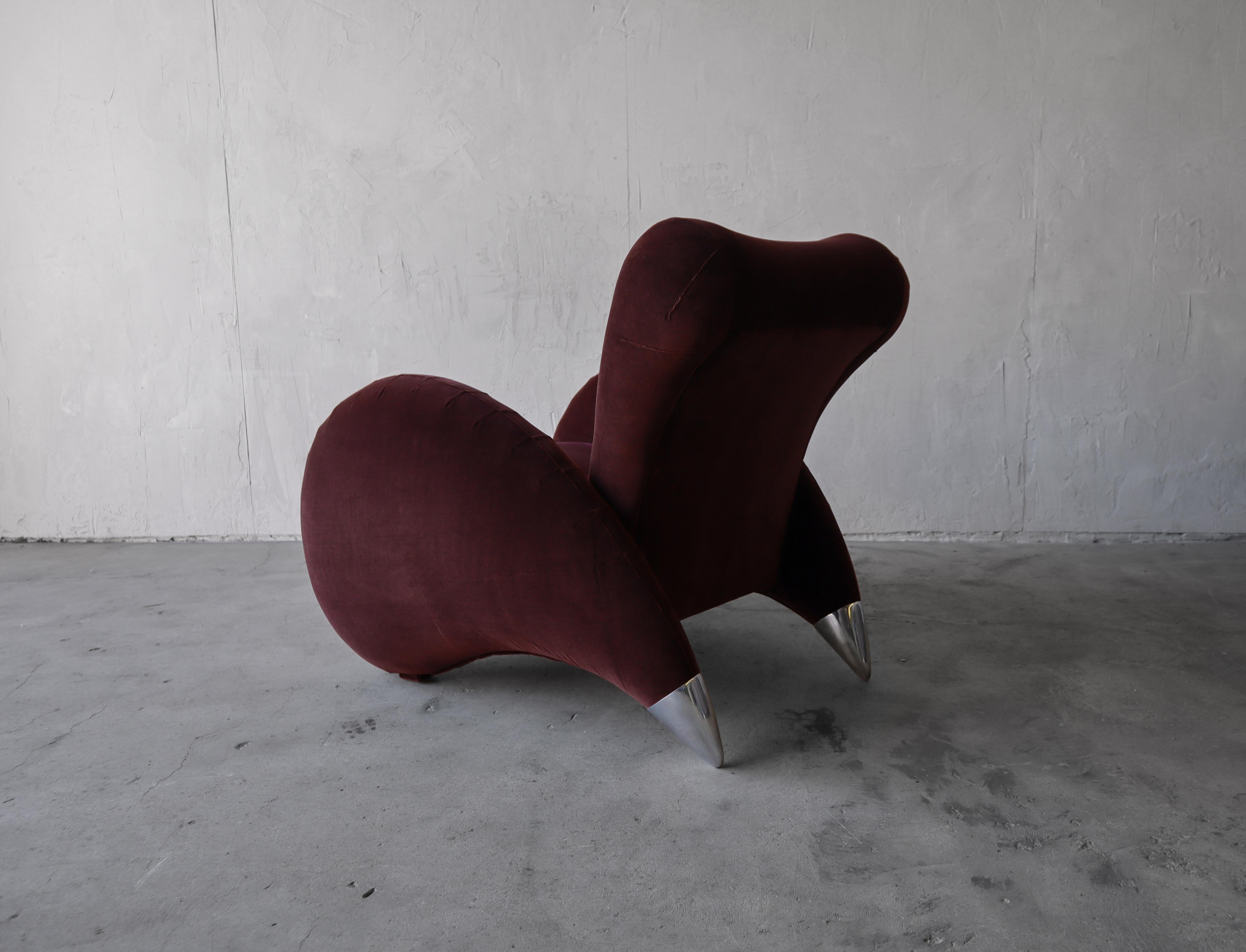 Postmoderne Fauteuil de salon sculptural italien post-moderne en vente