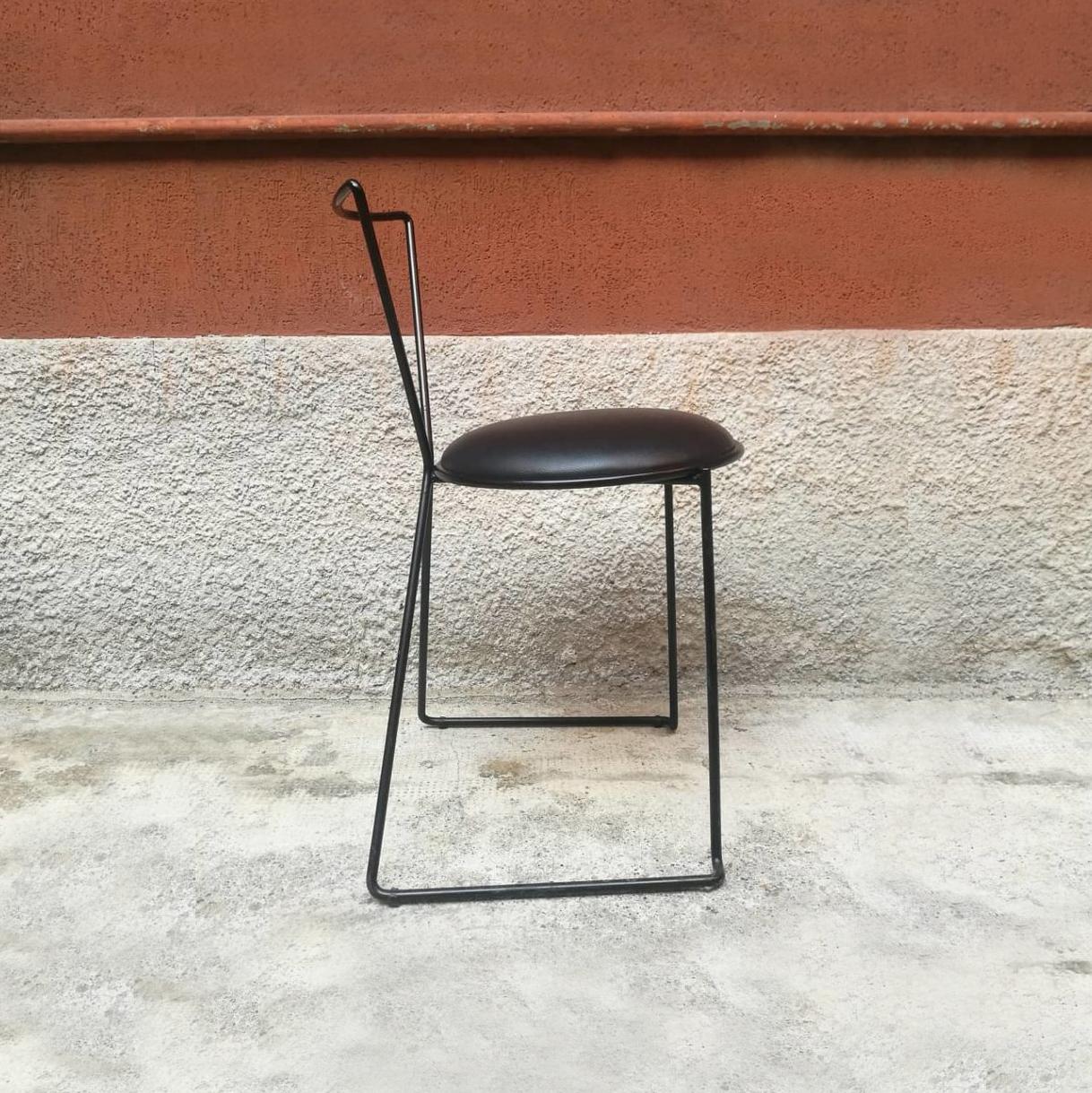 Late 20th Century Italian Postmodern Set of 4 Black Painted Iron Rod and Leather Chairs, 1980s