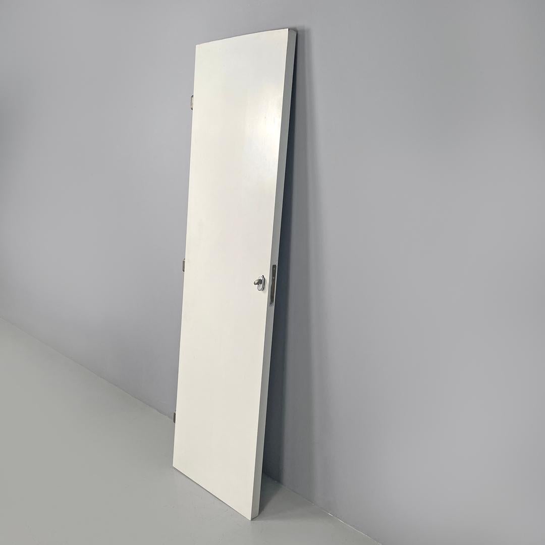 Contemporary Italian post-modern single door in white painted wood with decoration, 2000s For Sale