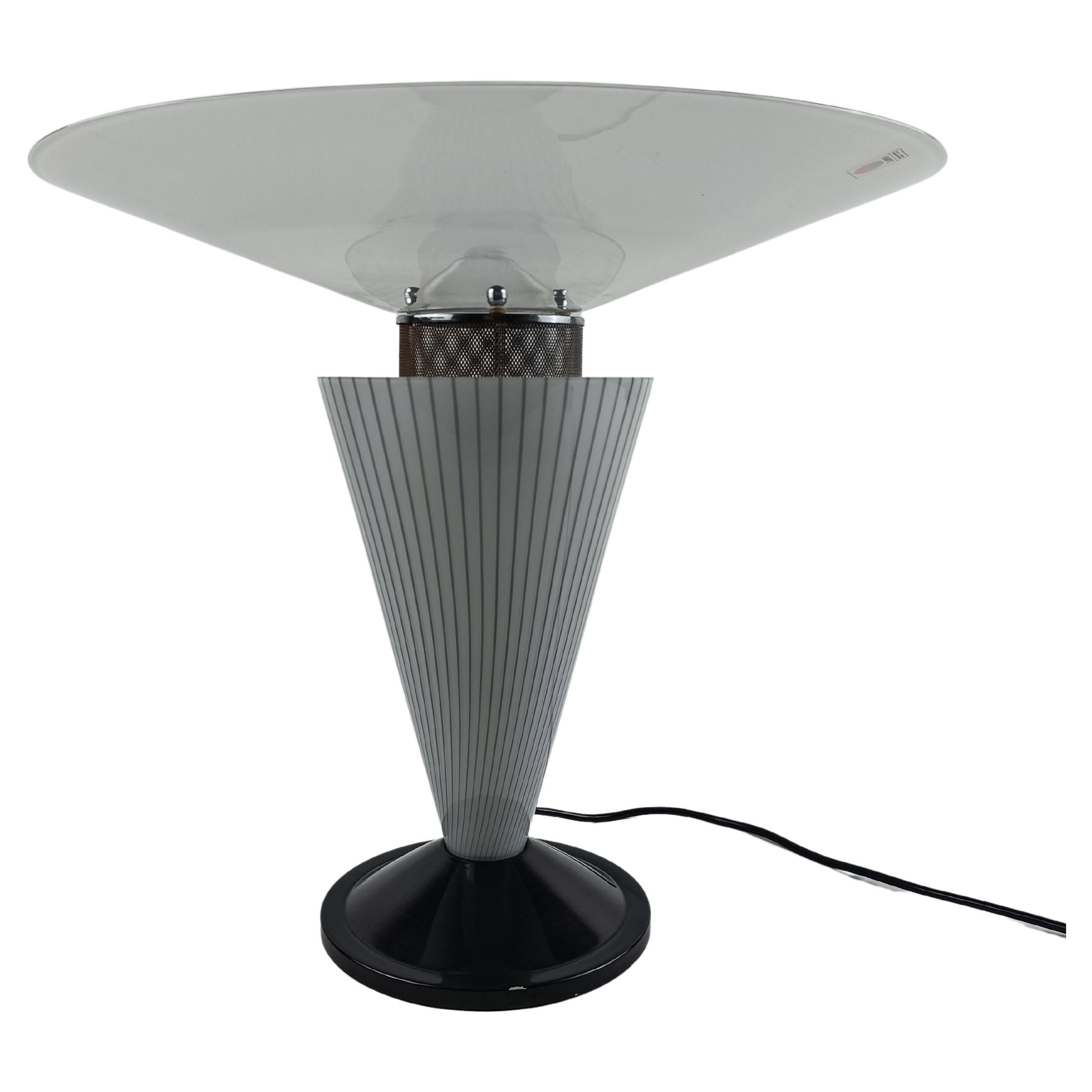 Italian Post Modern Table Lamp made in Murano Glass in the style of Umberto Riva For Sale